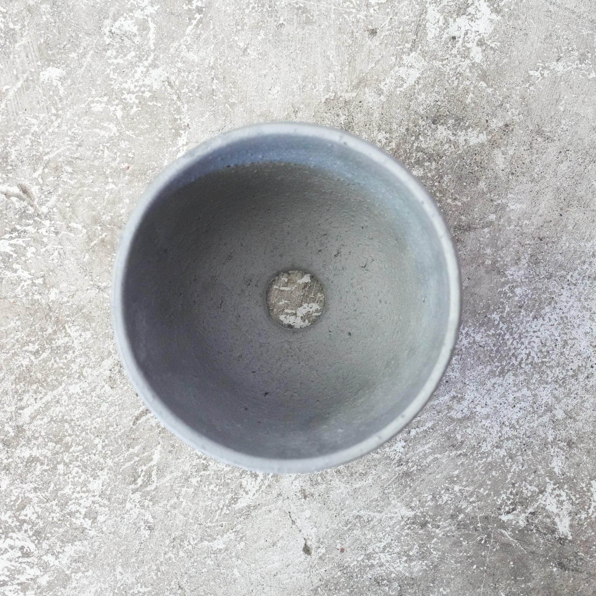 SMOKED PLANTER C