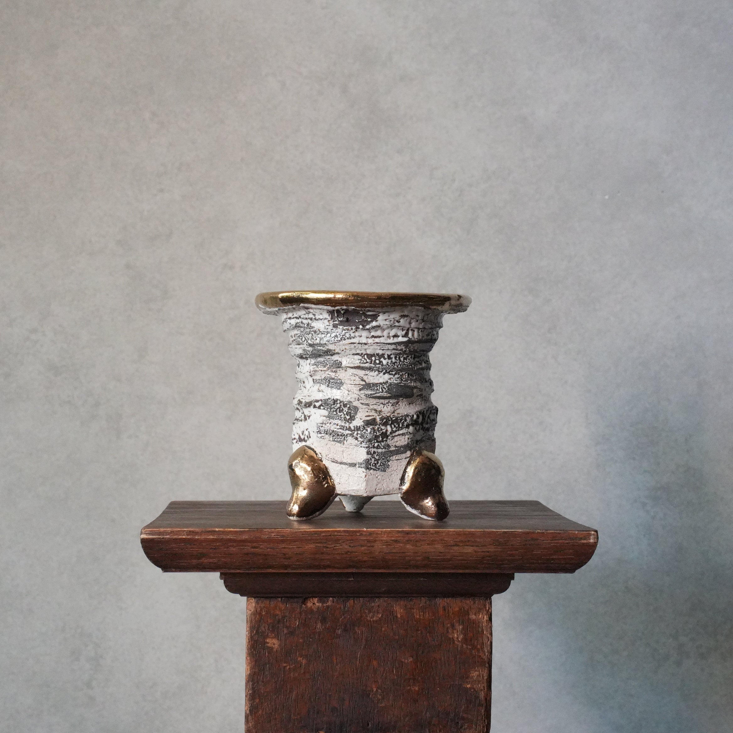NISHIKI PLANTER