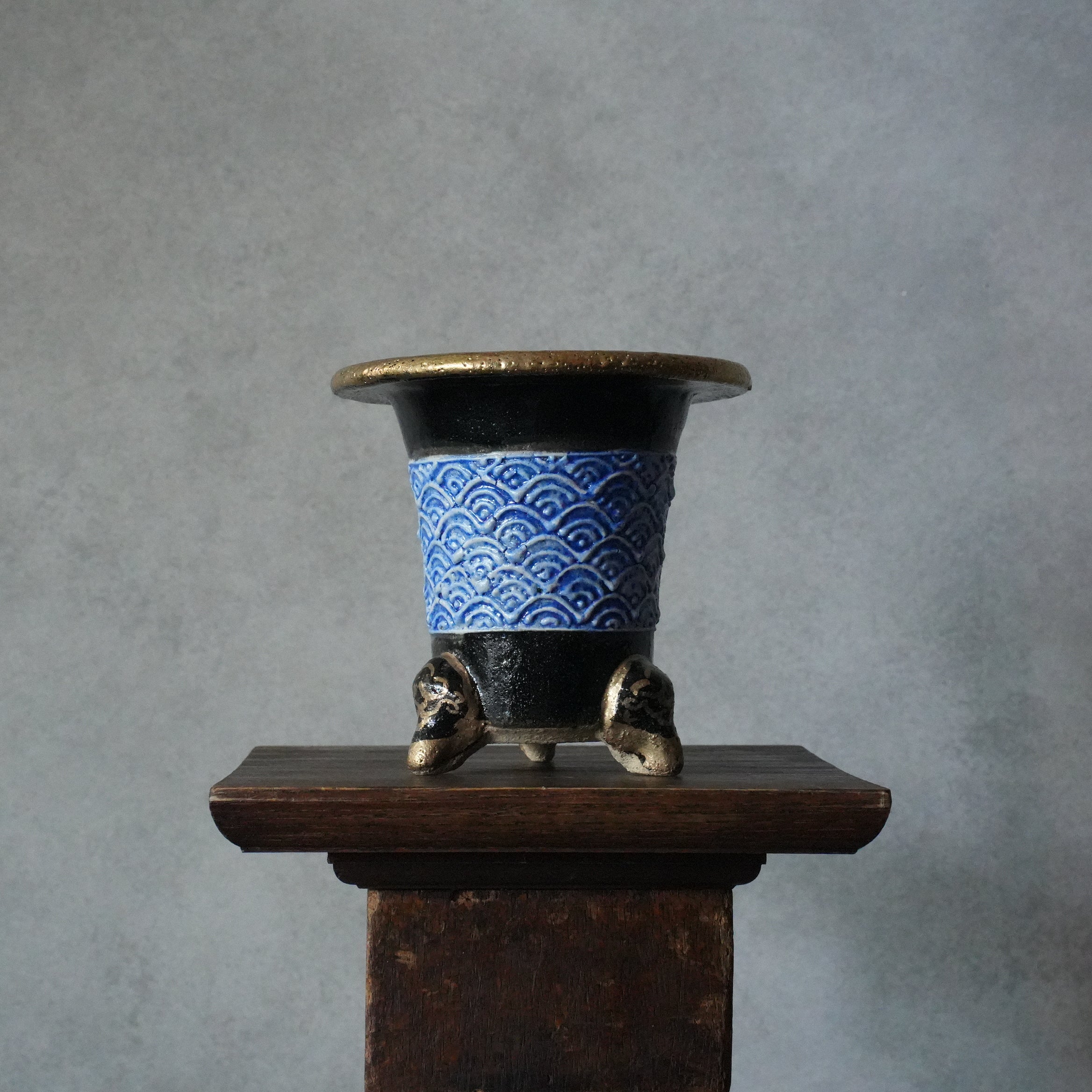 NISHIKI PLANTER