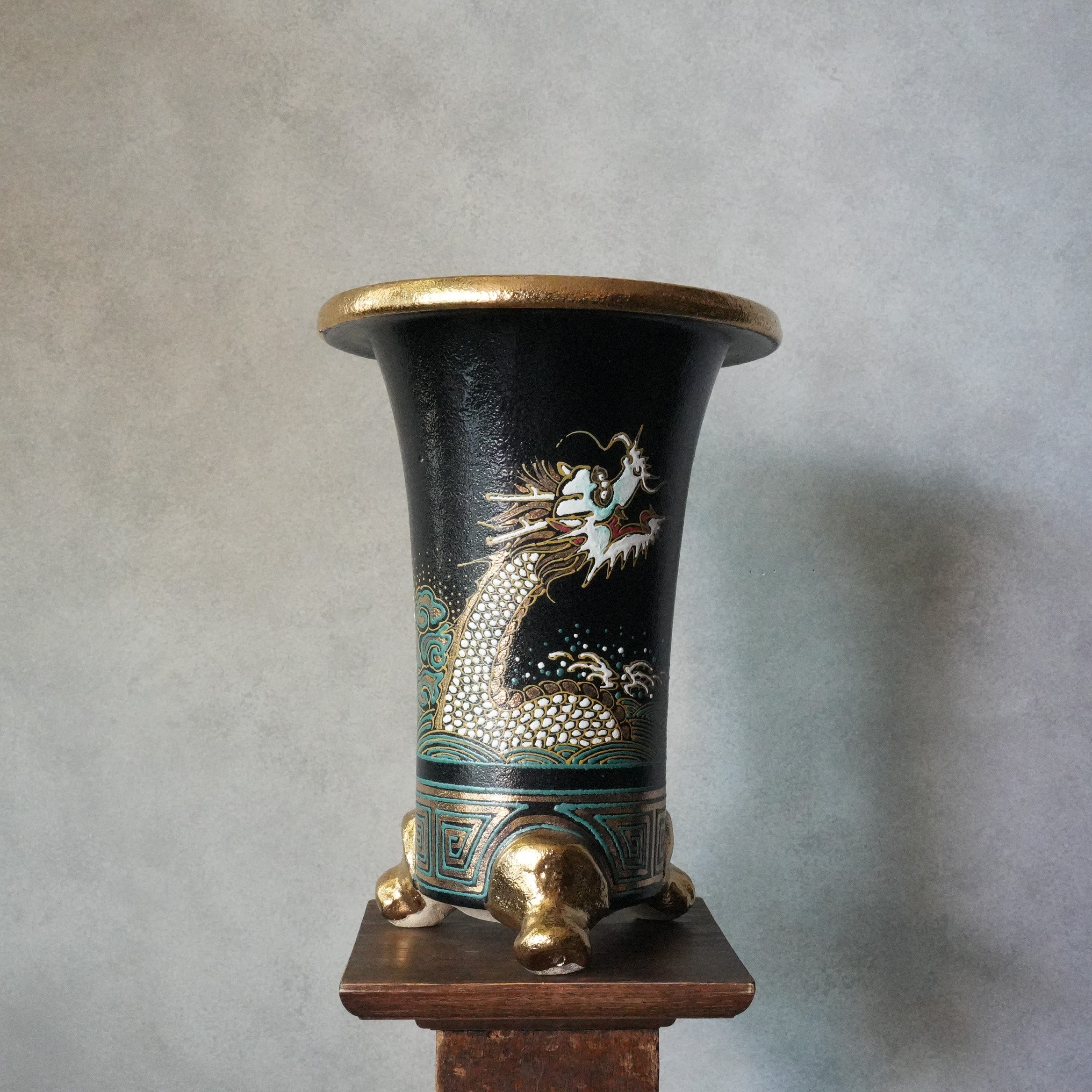 NISHIKI PLANTER