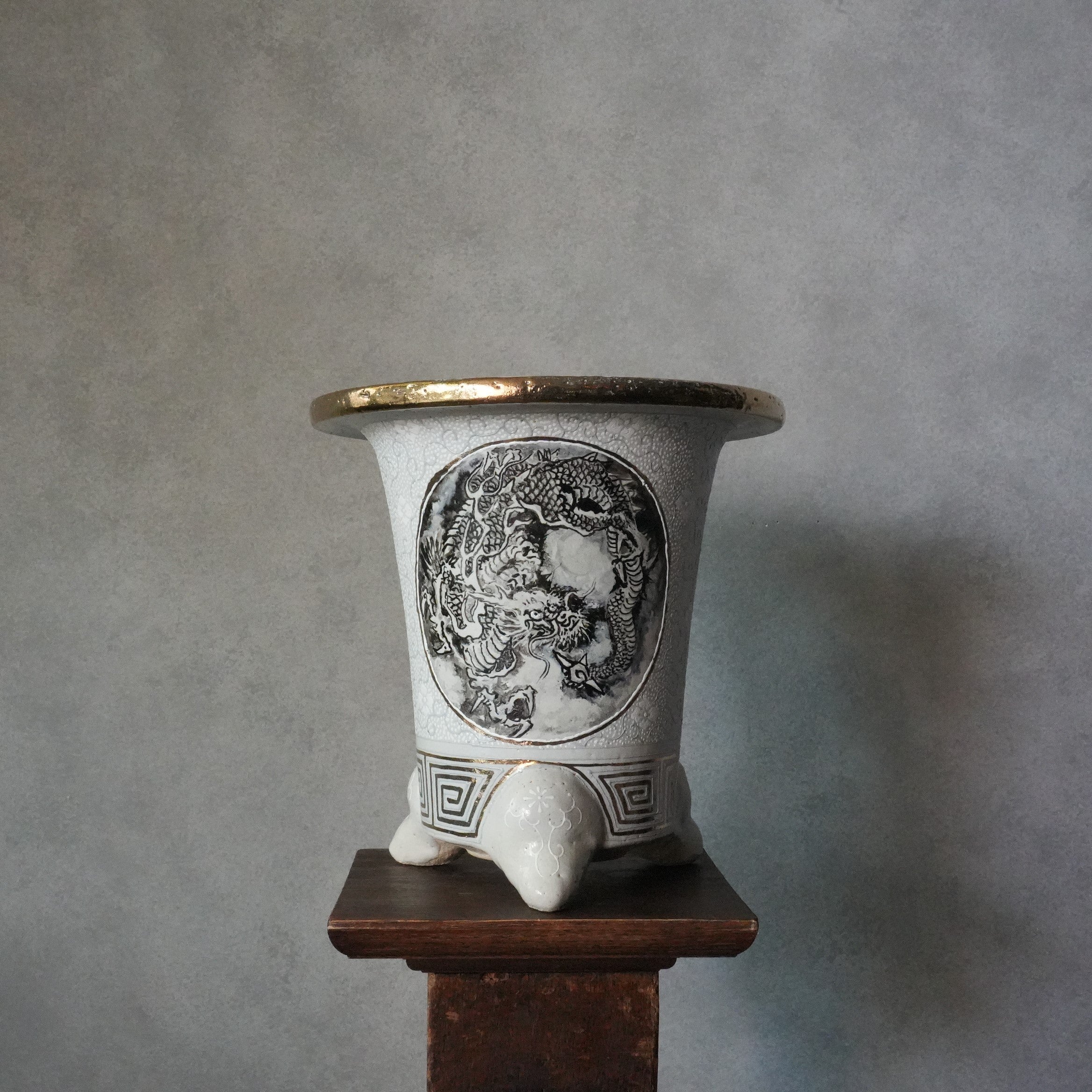 NISHIKI PLANTER