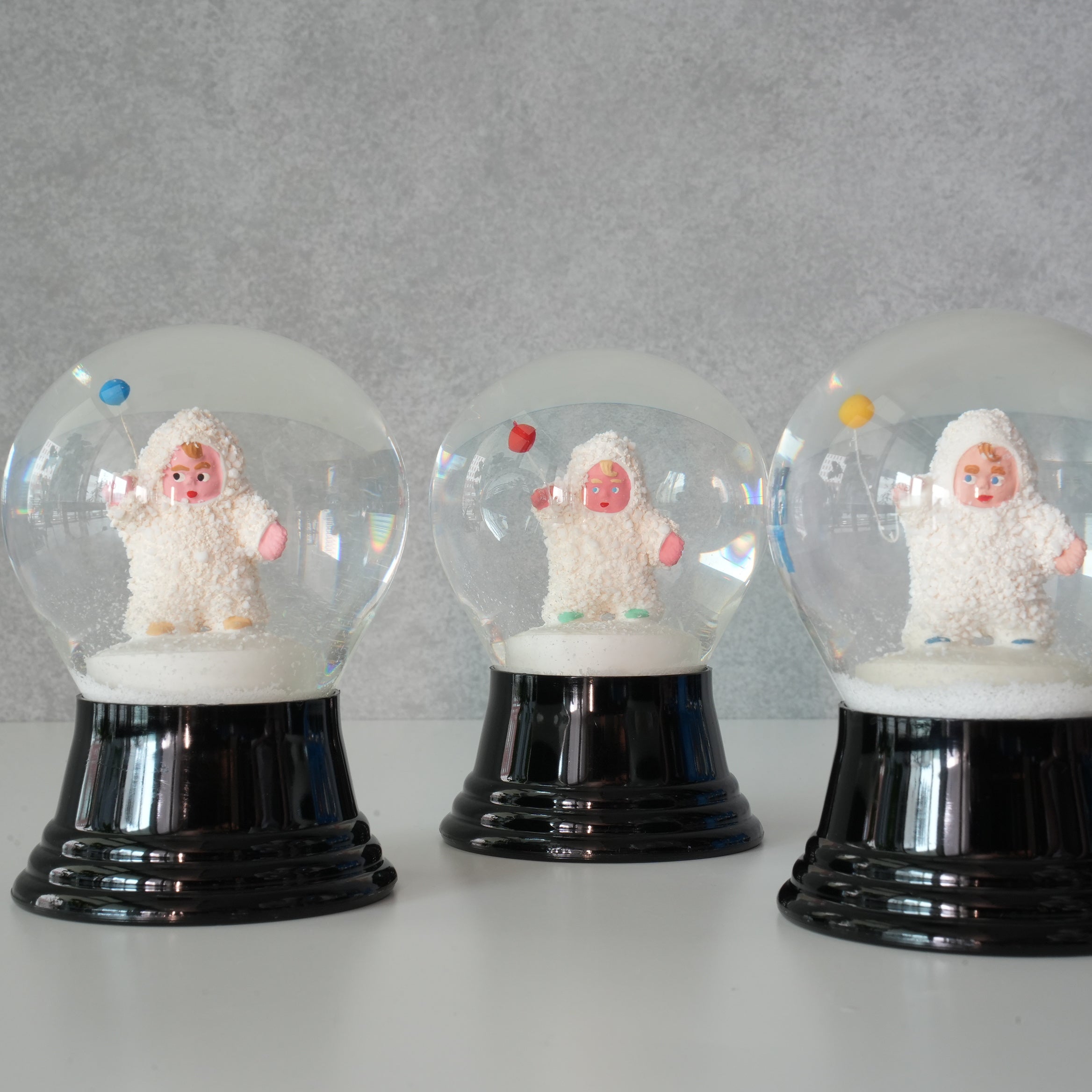 PERZY スノーグローブ 80mm Snowbaby