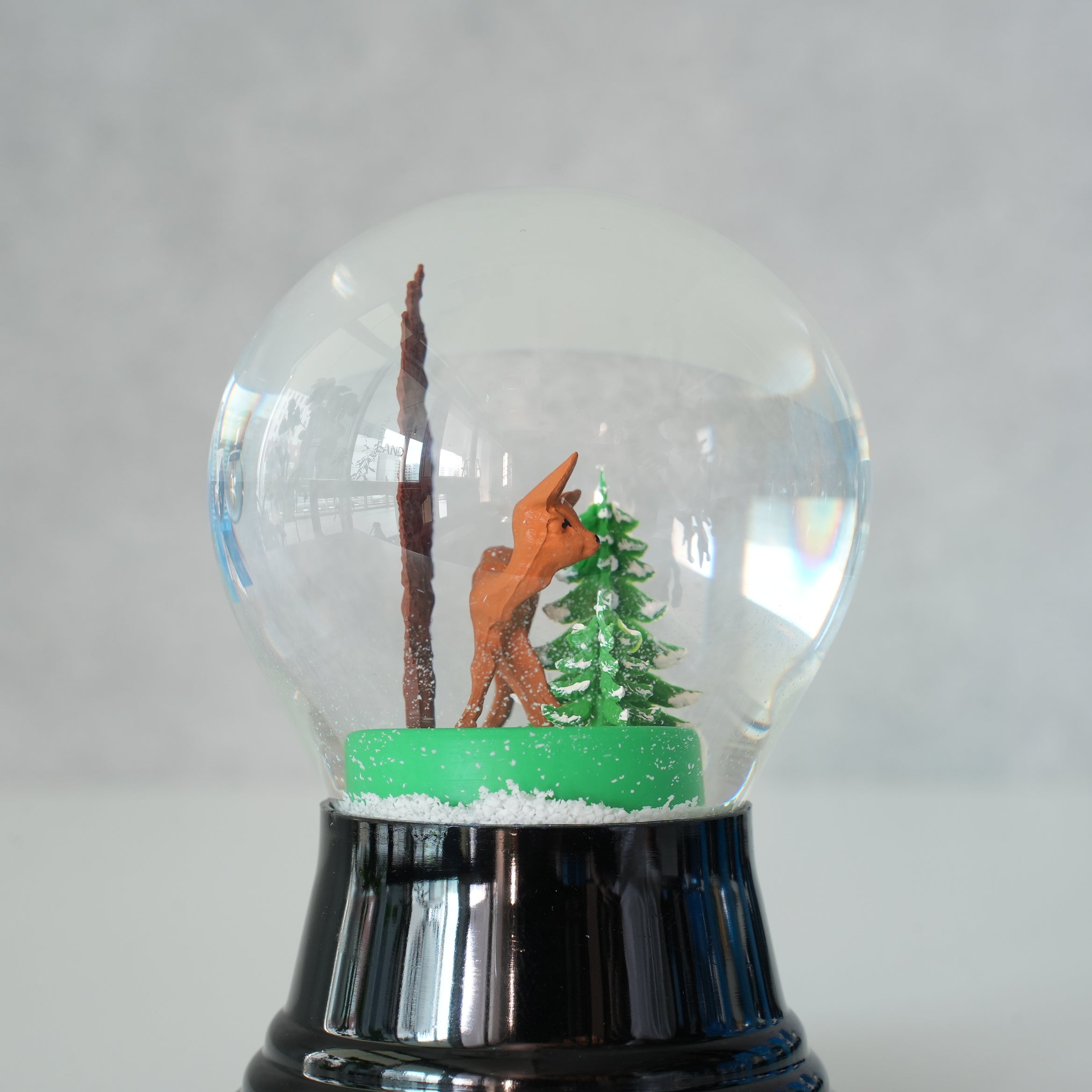 PERZY スノーグローブ 80mm Bambi