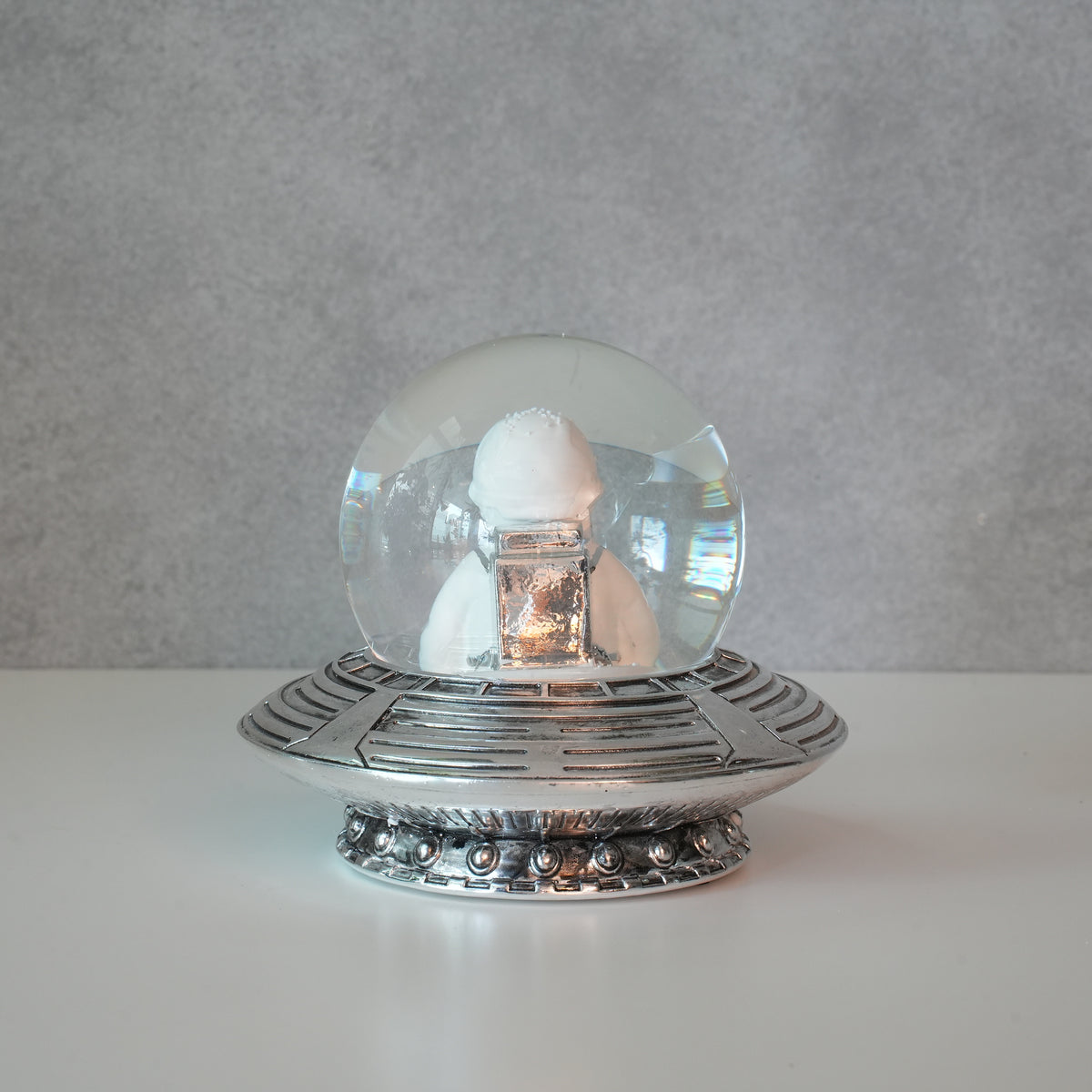 LED SNOW GLOBE