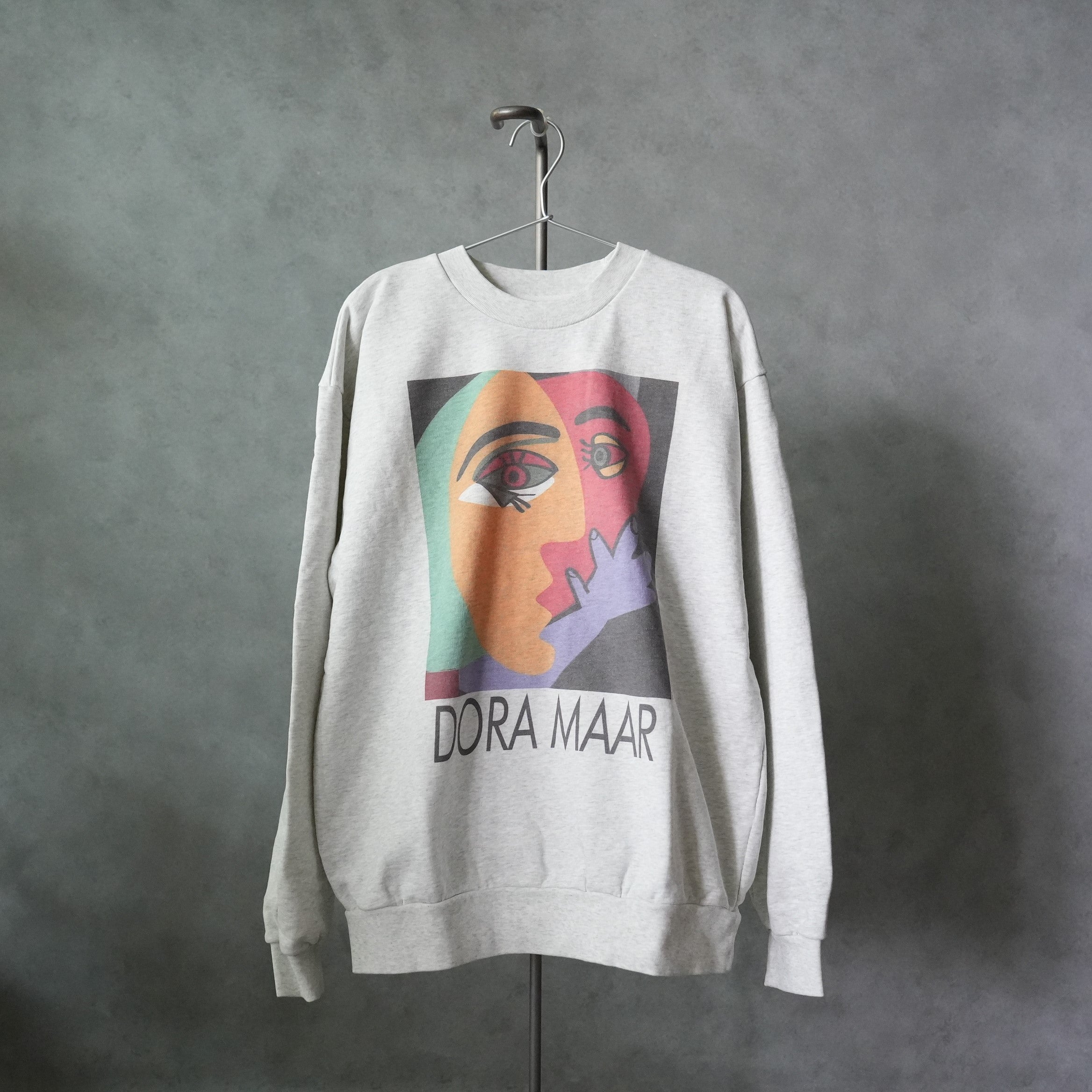 DORA MAAR Crew Sweat