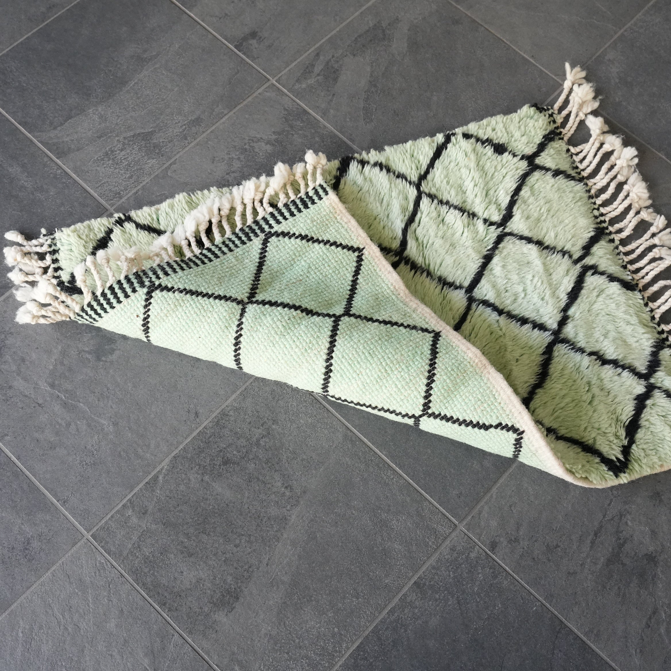 RUG the LIFE / Mrirt 183