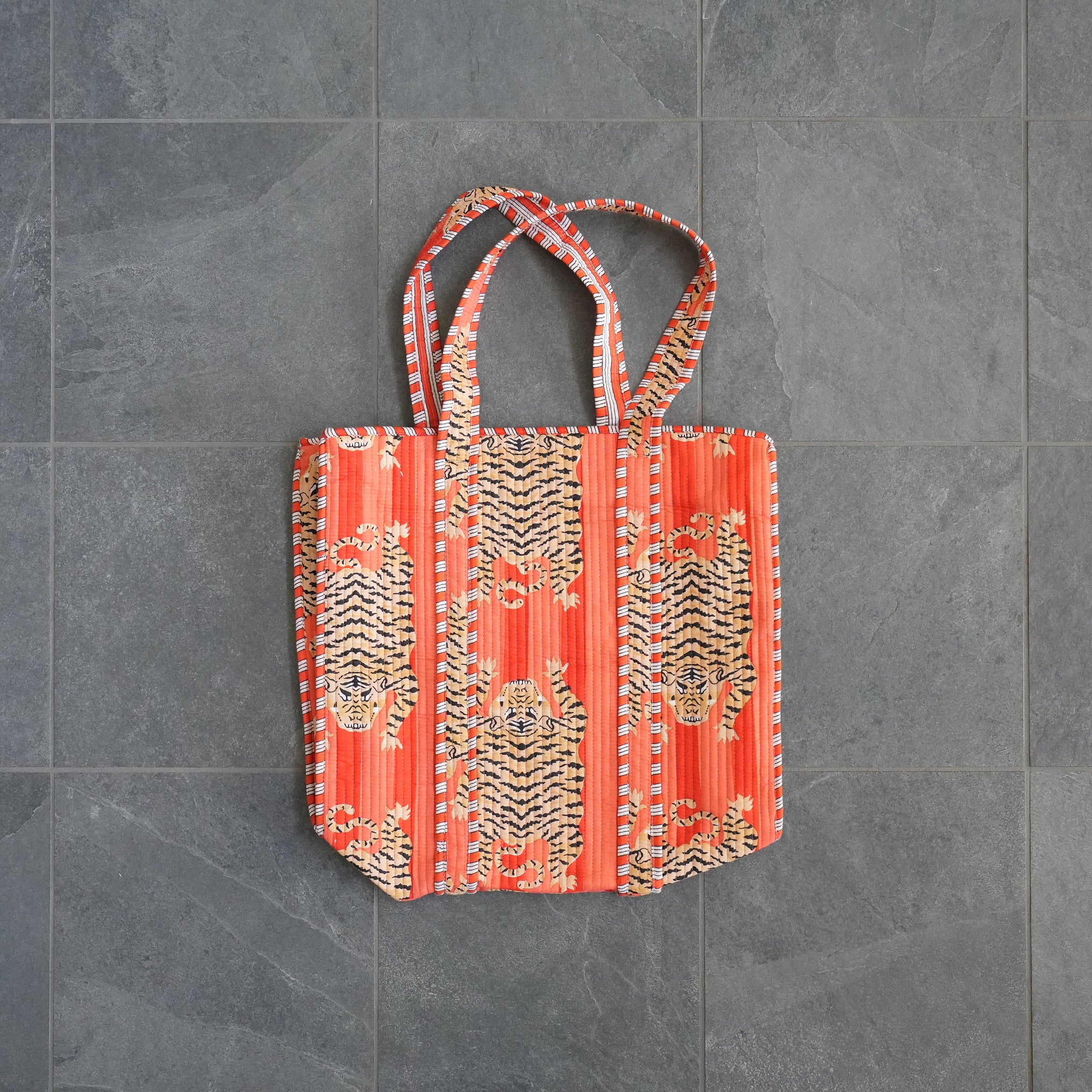 TIGER QUILT BAG
