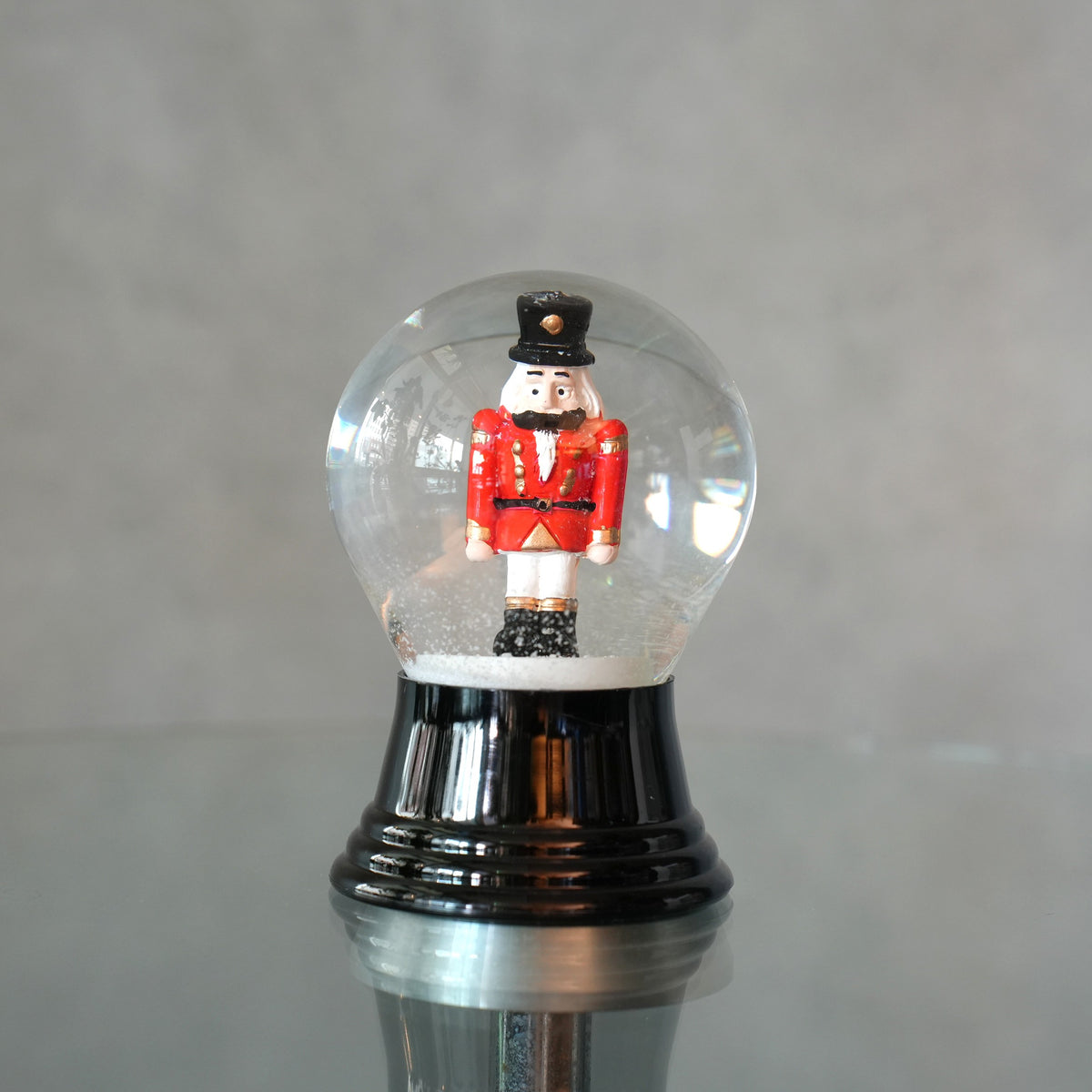 PERZY スノーグローブ 80mm Nutcracker
