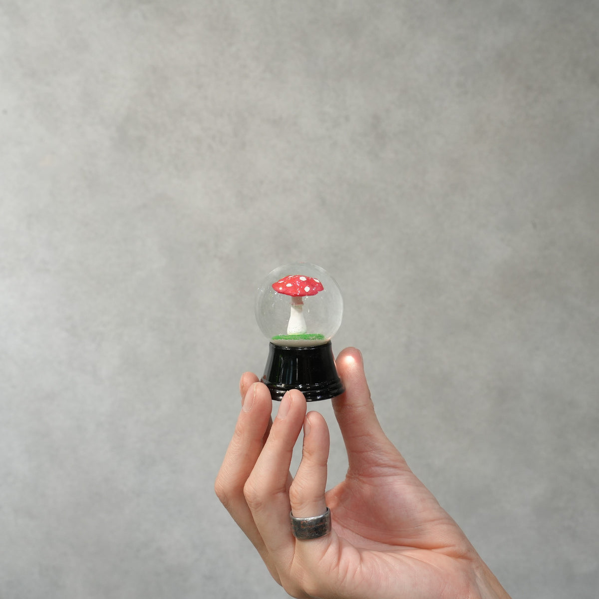 PERZY スノーグローブ 45mm Mushroom