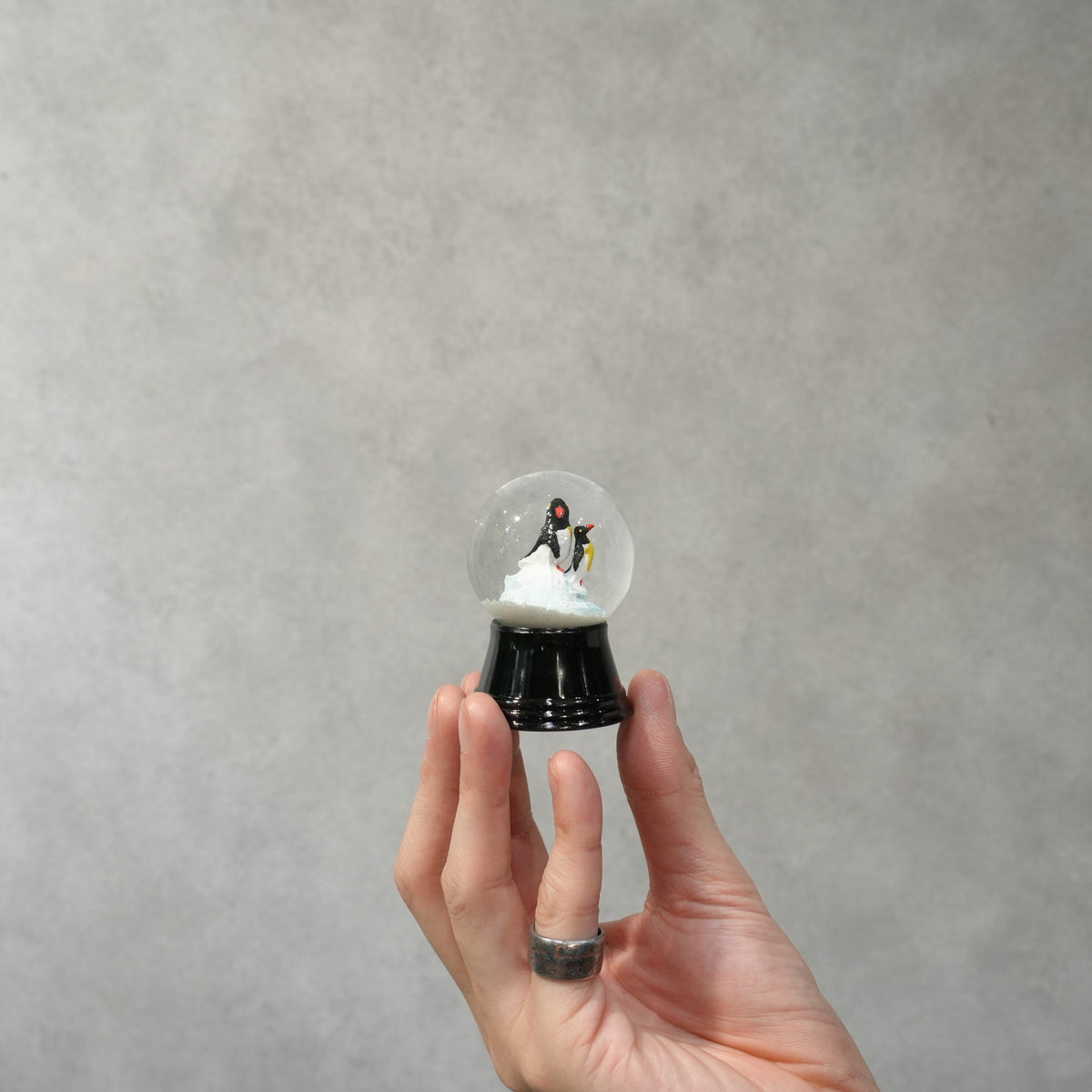 PERZY スノーグローブ 45mm Penguin