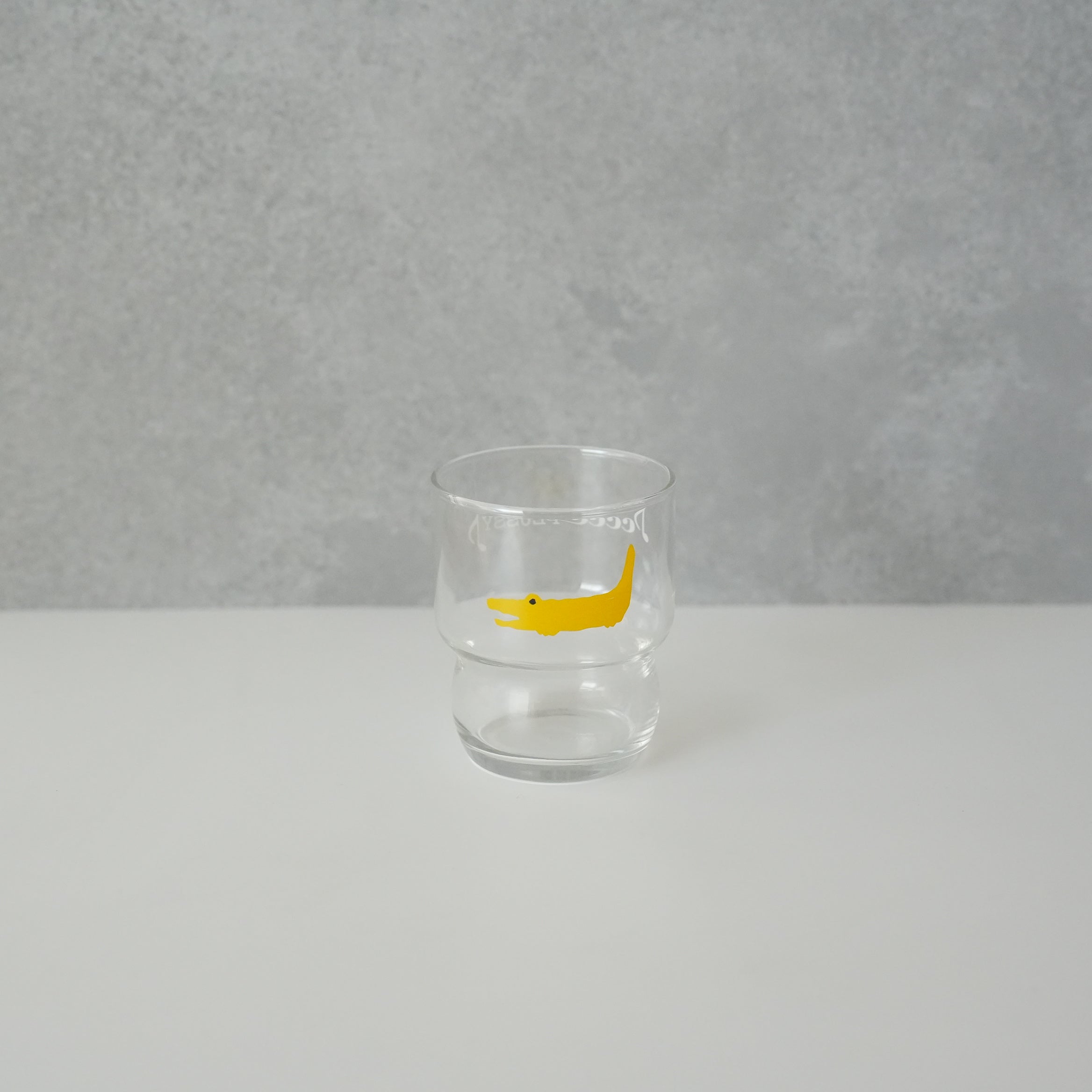 うそみたいなコップ きいろいわに プラッシー