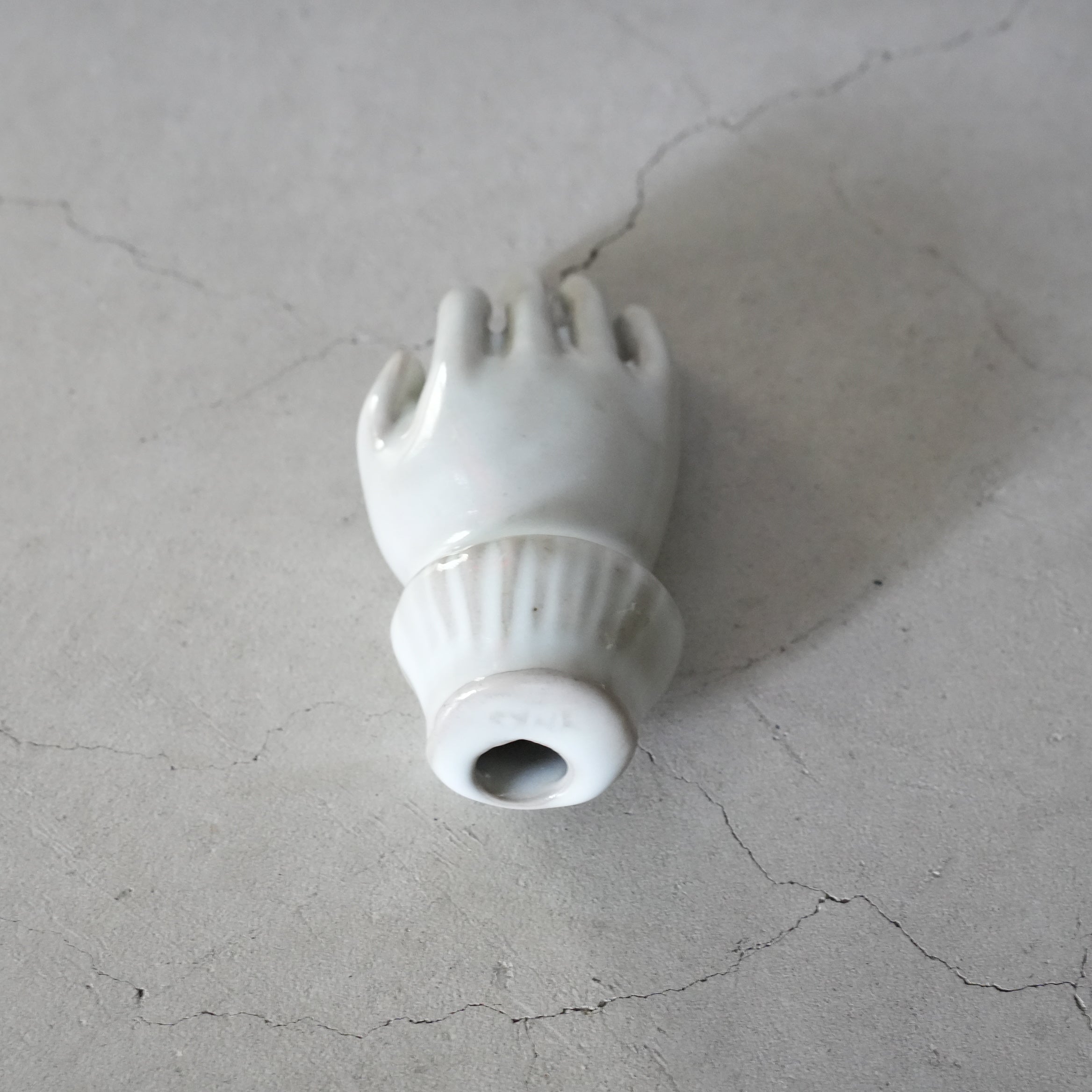 Hand White MS-001-05