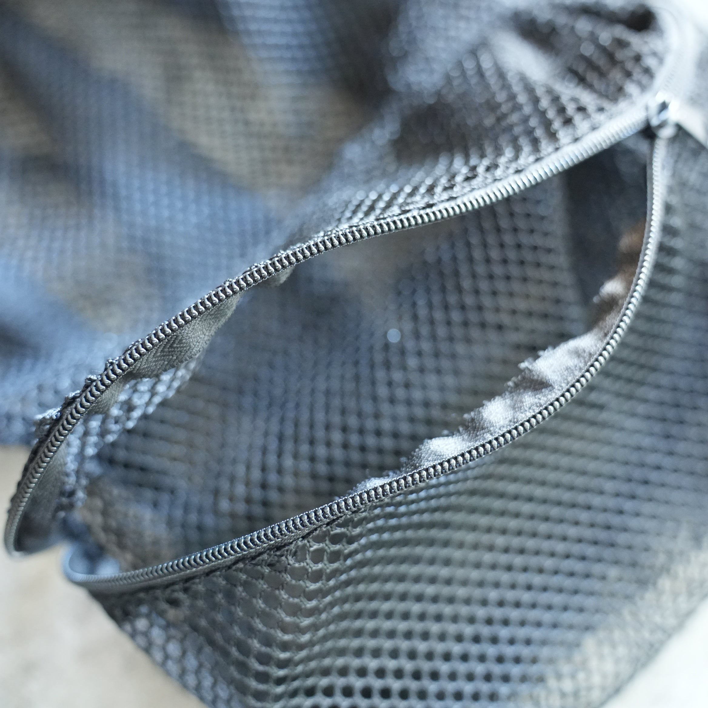 MESH BAG DAY BAG