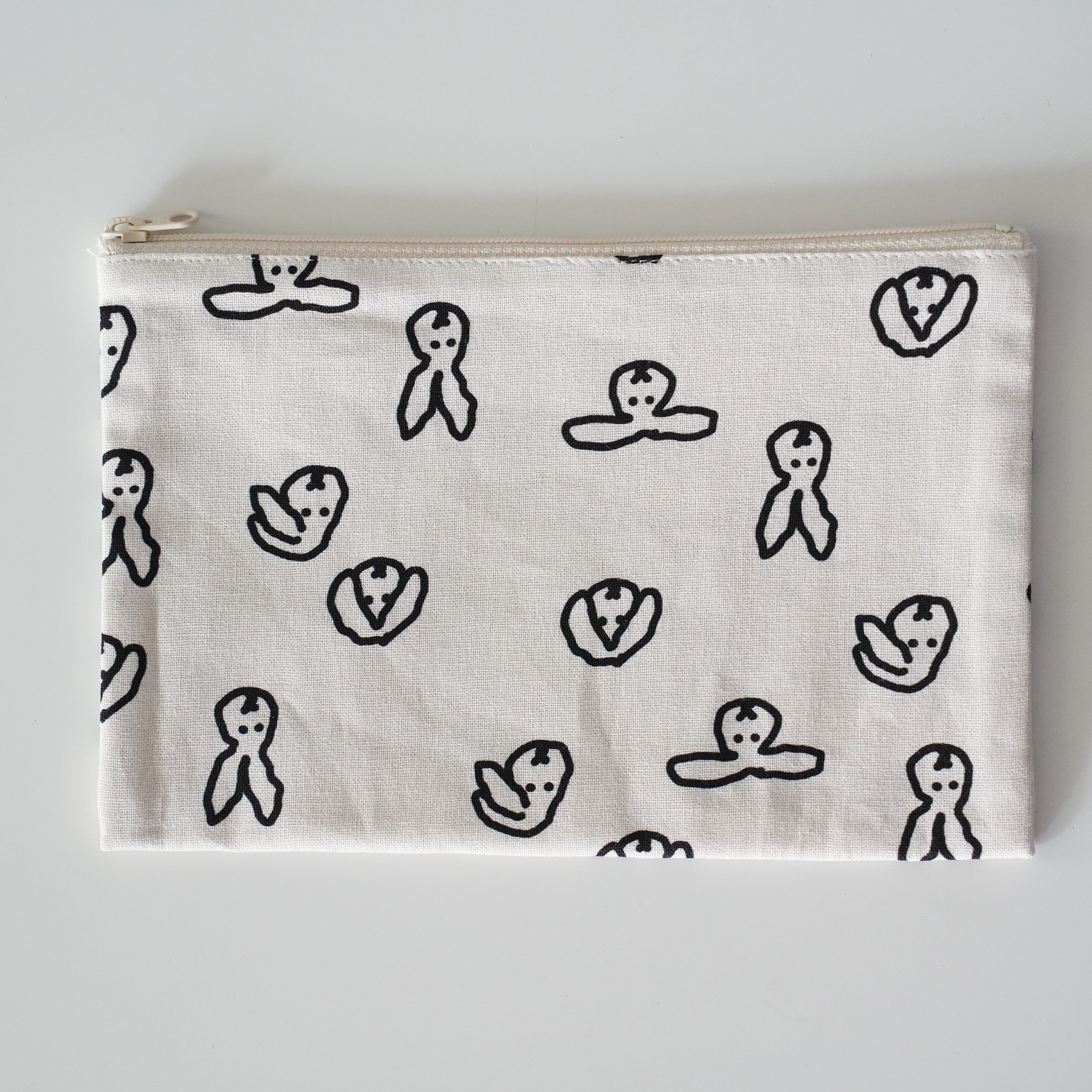 Warmgrey Tail FLAT POUCH