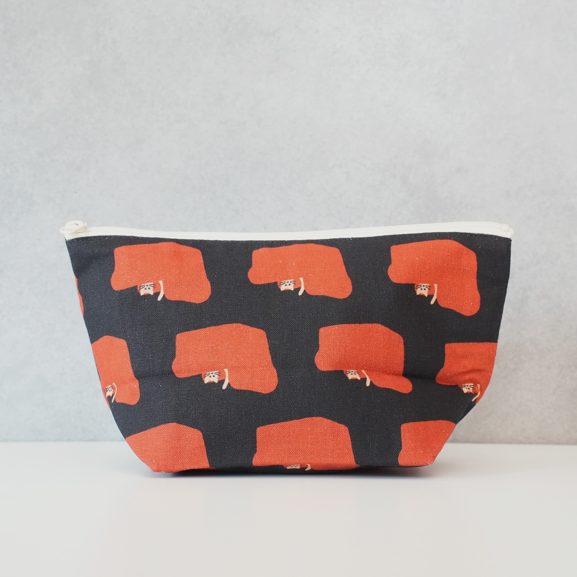 Warmgrey Tail STANDING POUCH