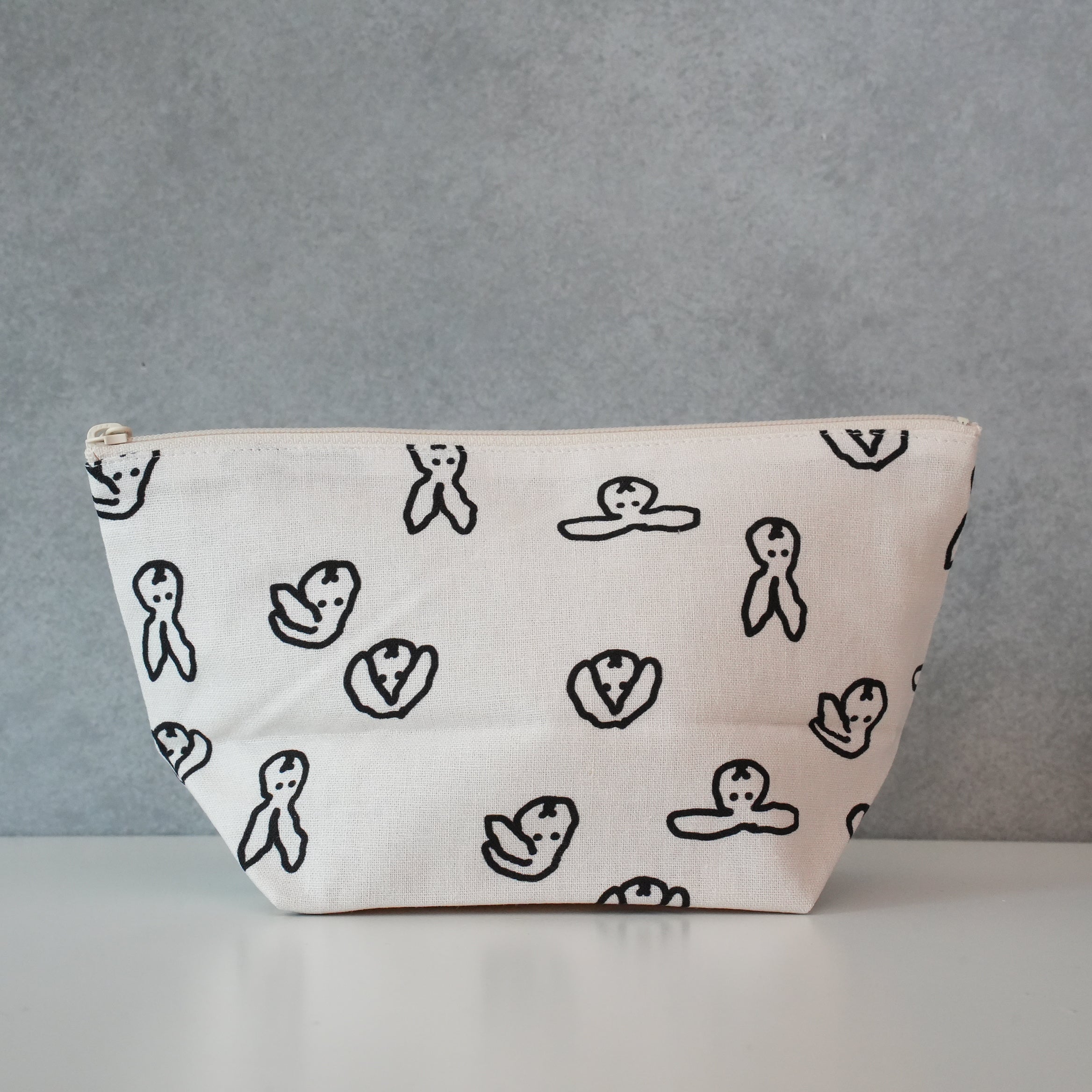 Warmgrey Tail STANDING POUCH