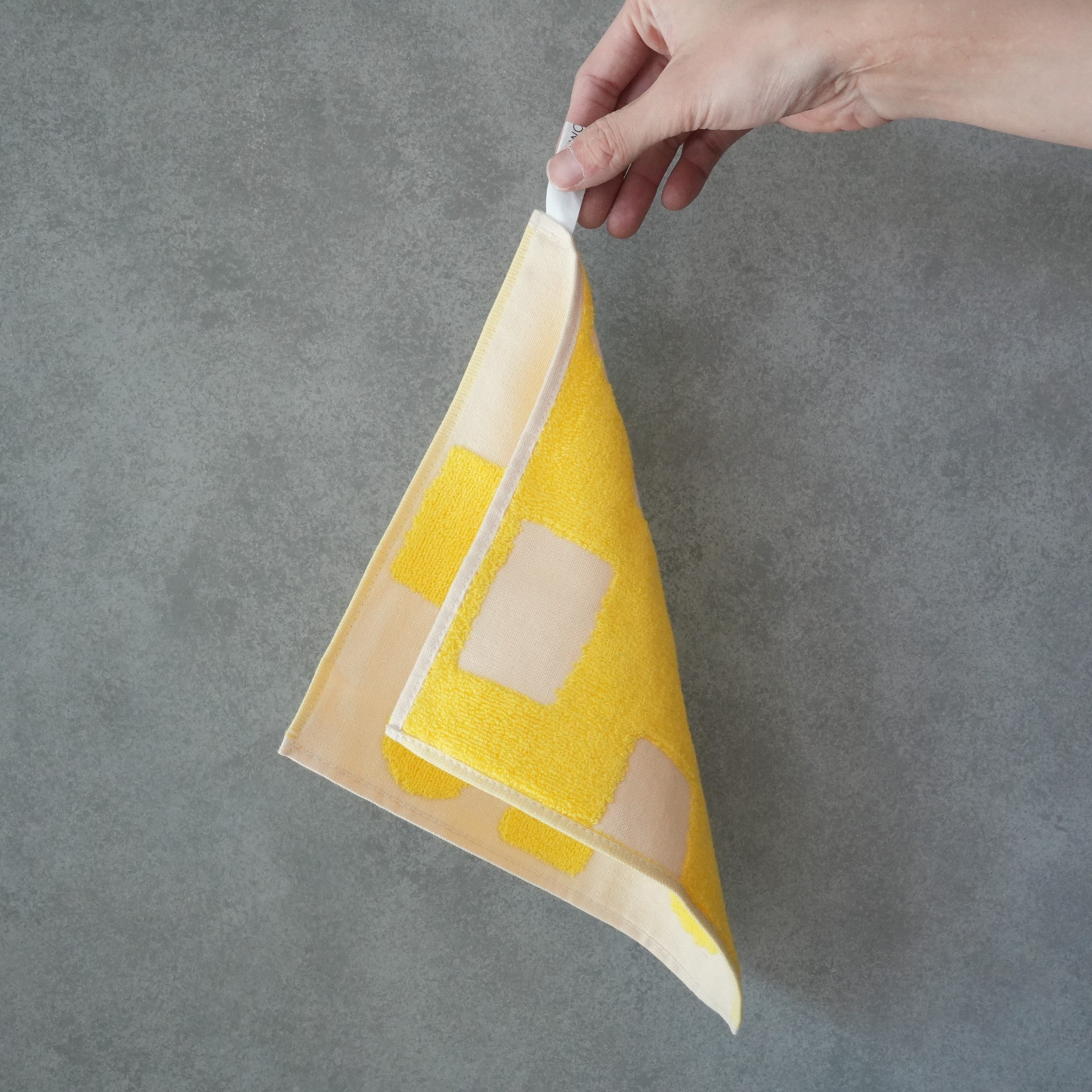 Warmgrey Tail Hand Cloth