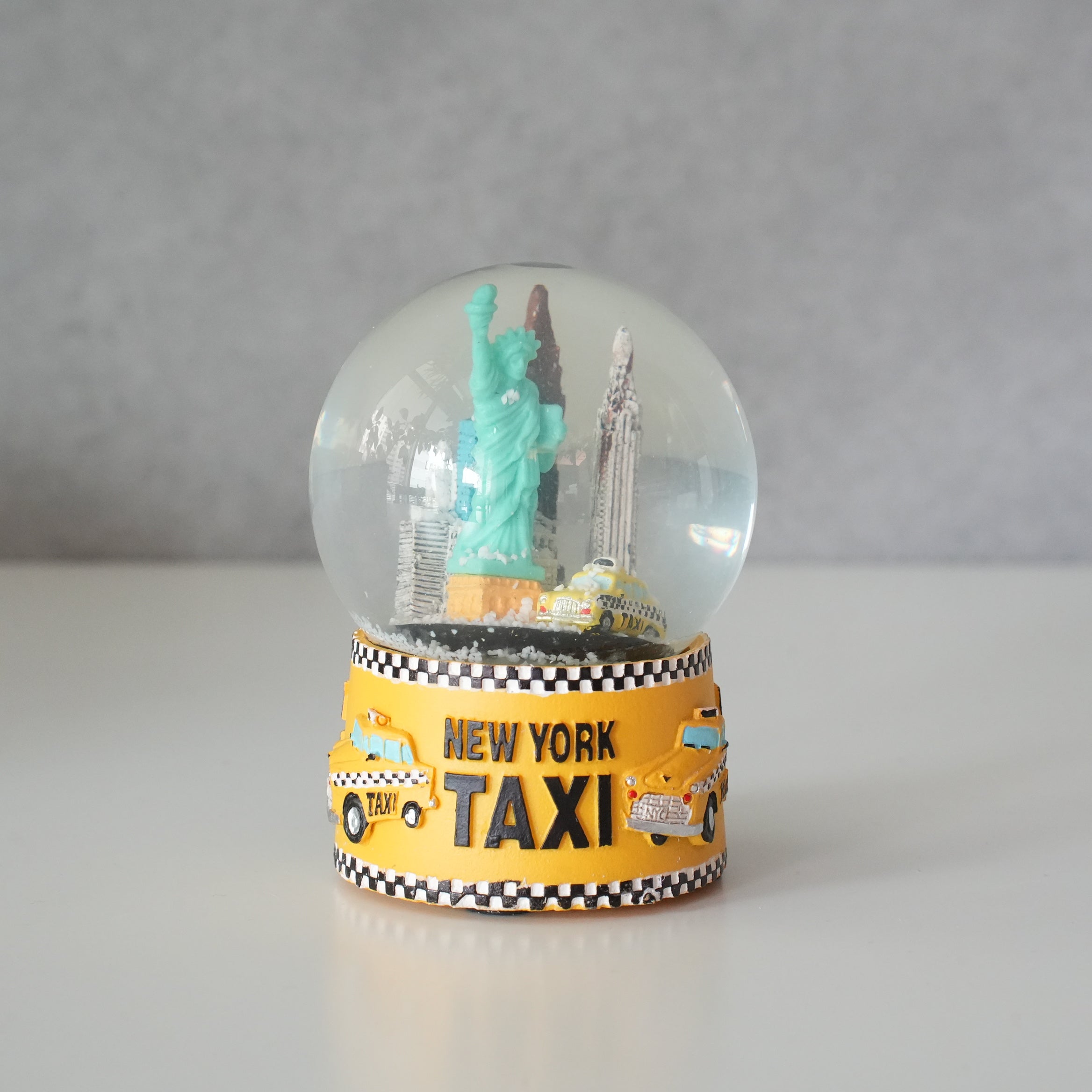 SOUVENIR SNOWGLOBE N.Y