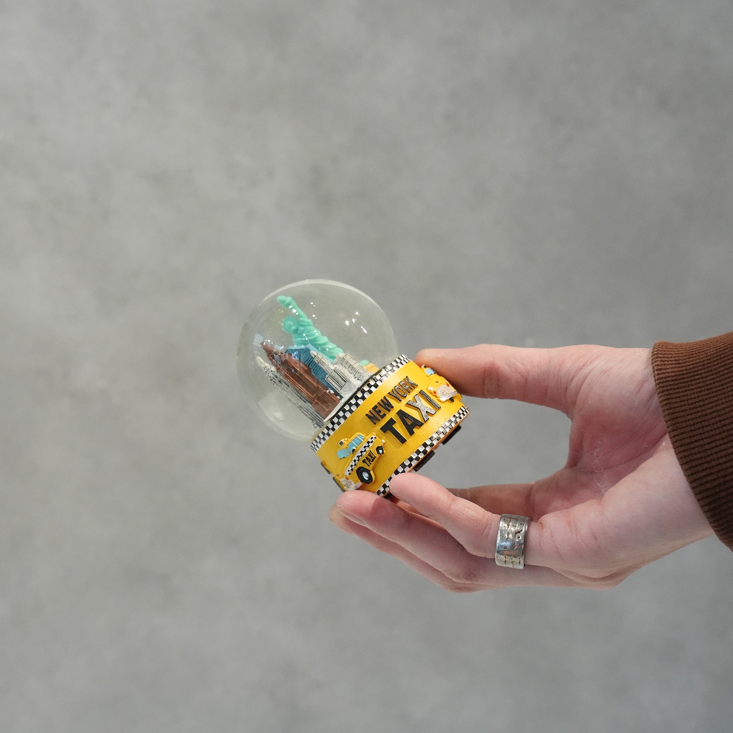 SOUVENIR SNOWGLOBE N.Y