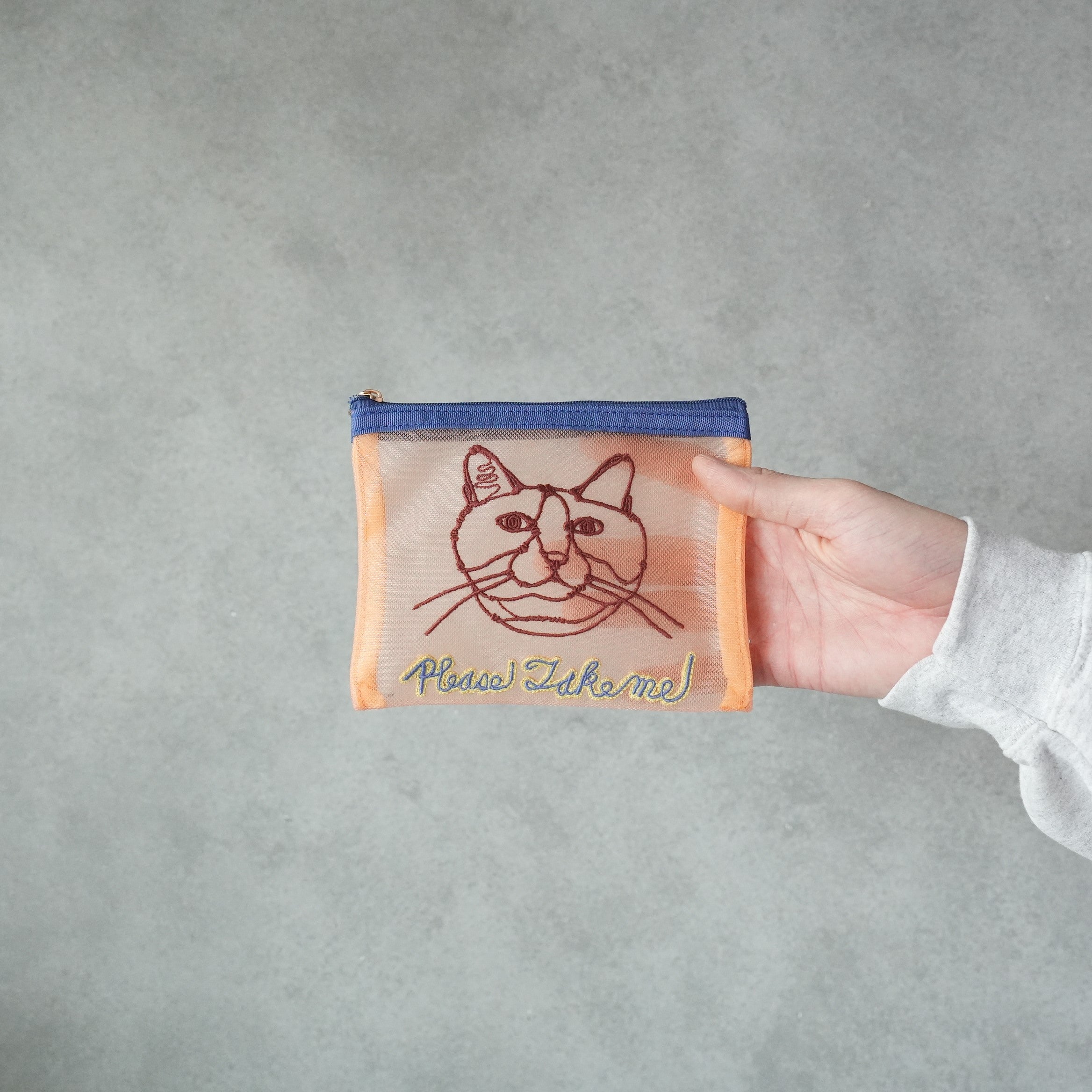 HAyU Embroidered Mesh Pouch