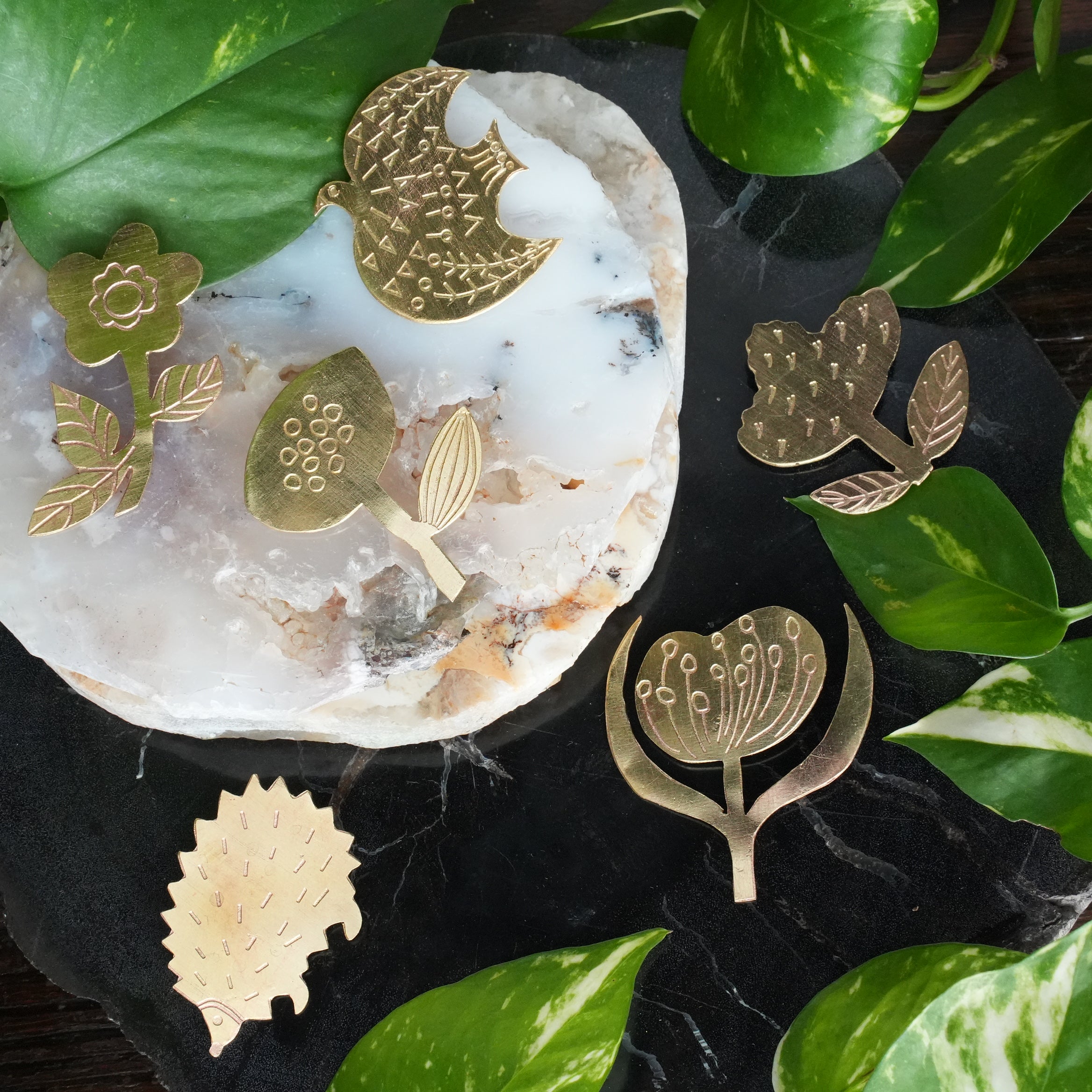 Matsuo Miyuki Brass Brooch