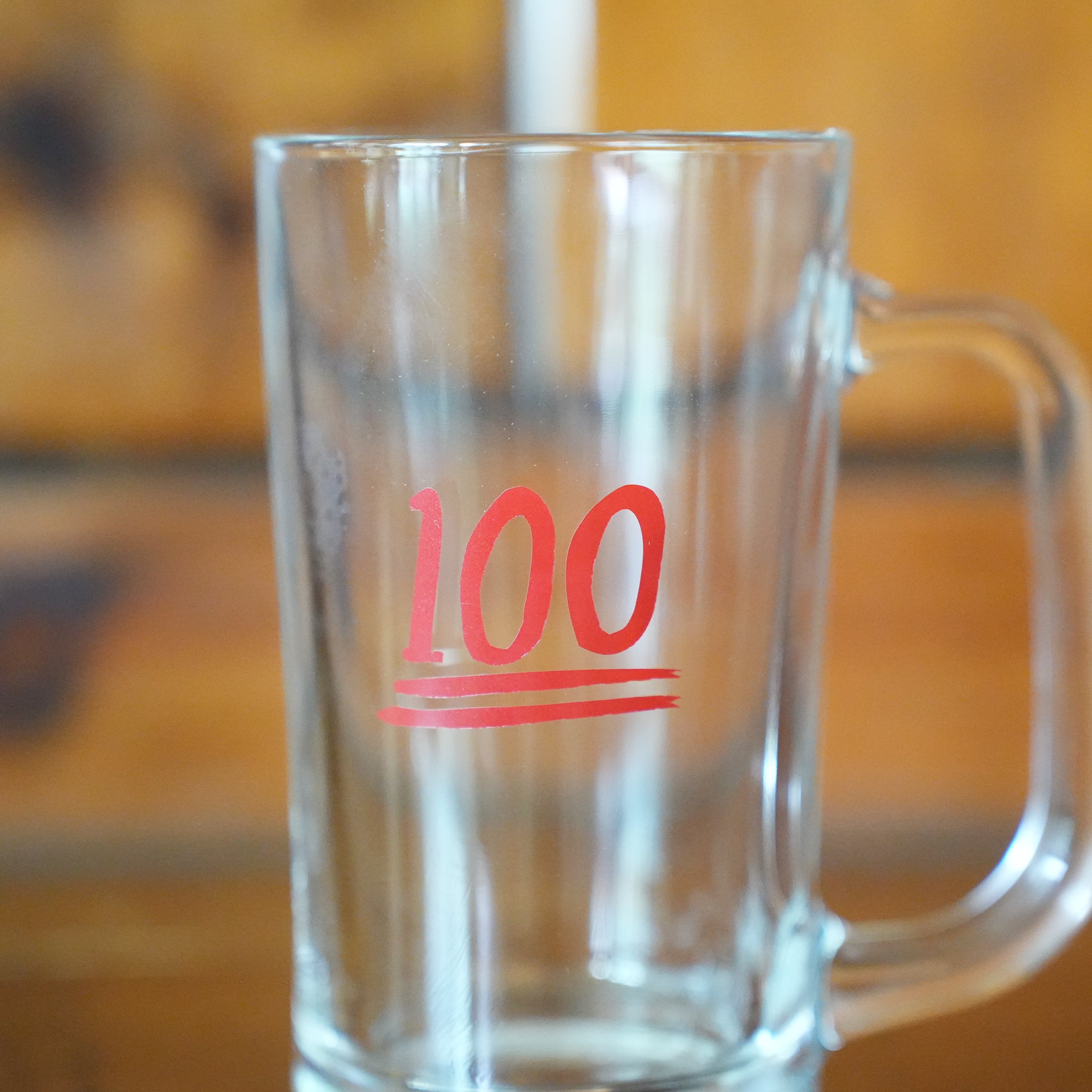 うそみたいなコップ 100点ジョッキ