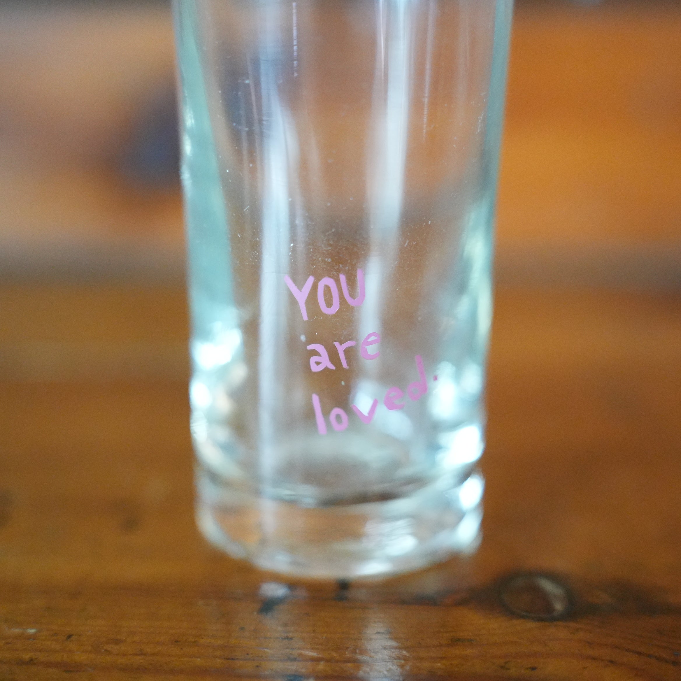 うそみたいなコップ YOU are loved