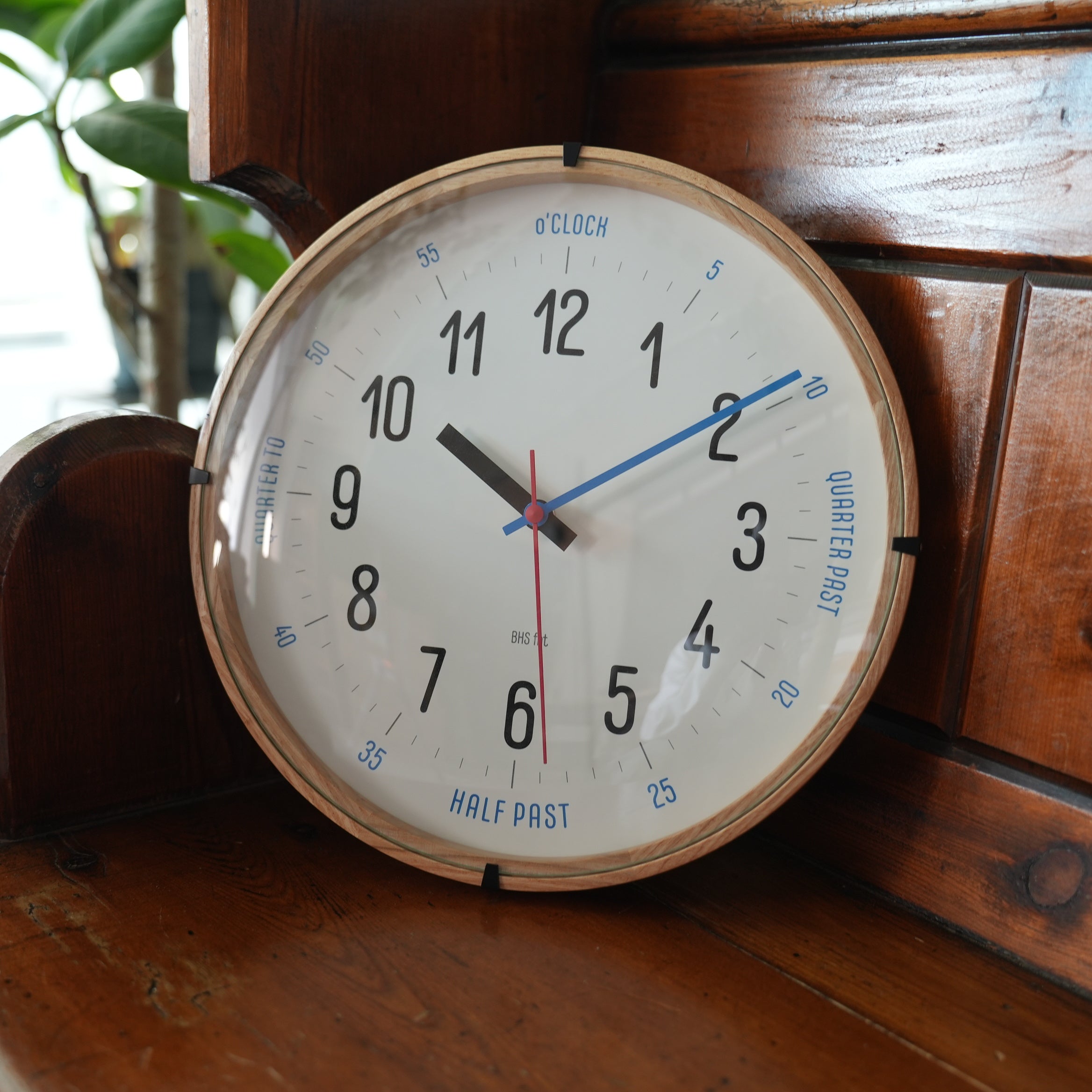 BAUHAUS Fonts Wall Clock Carlmarx