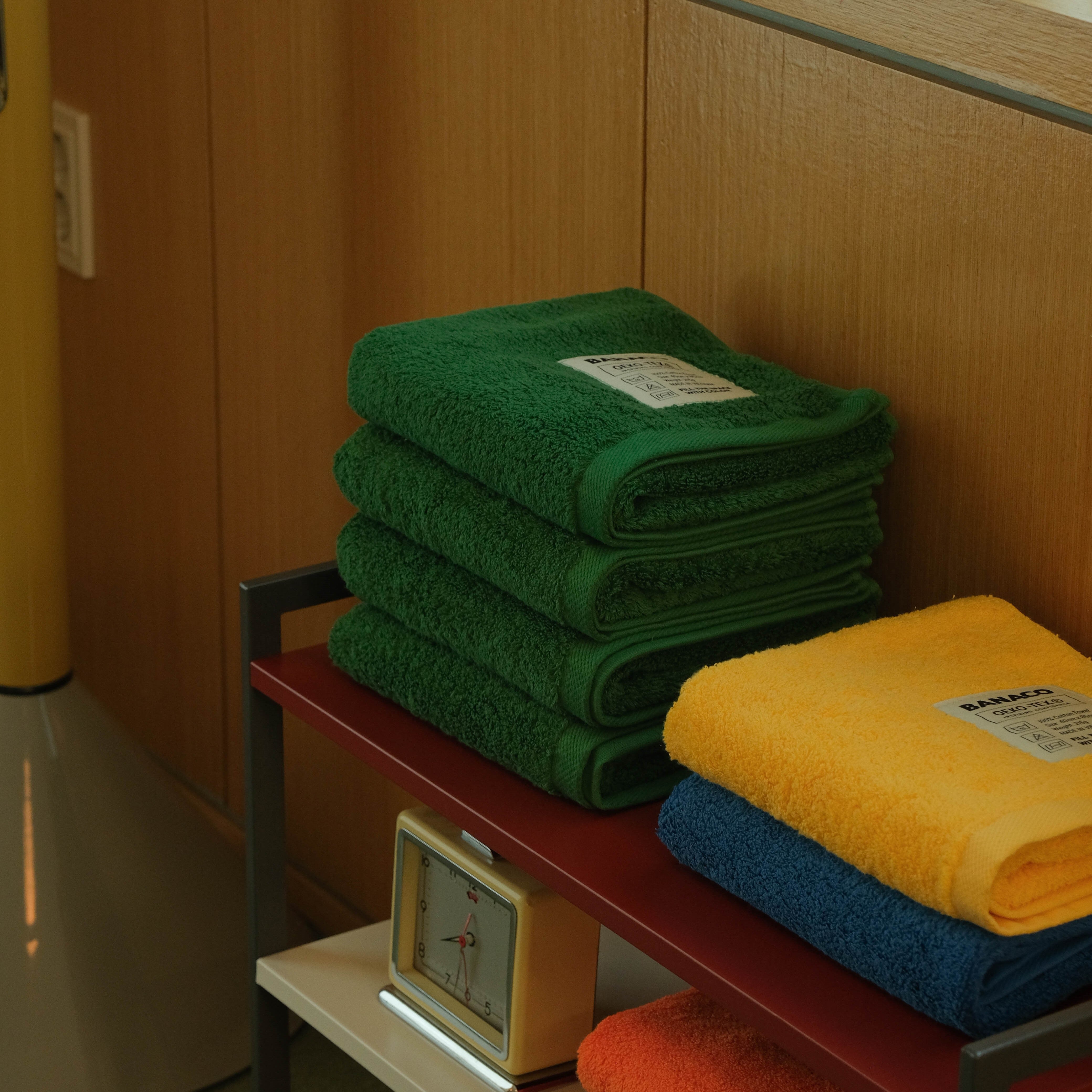 COLOR TOWEL