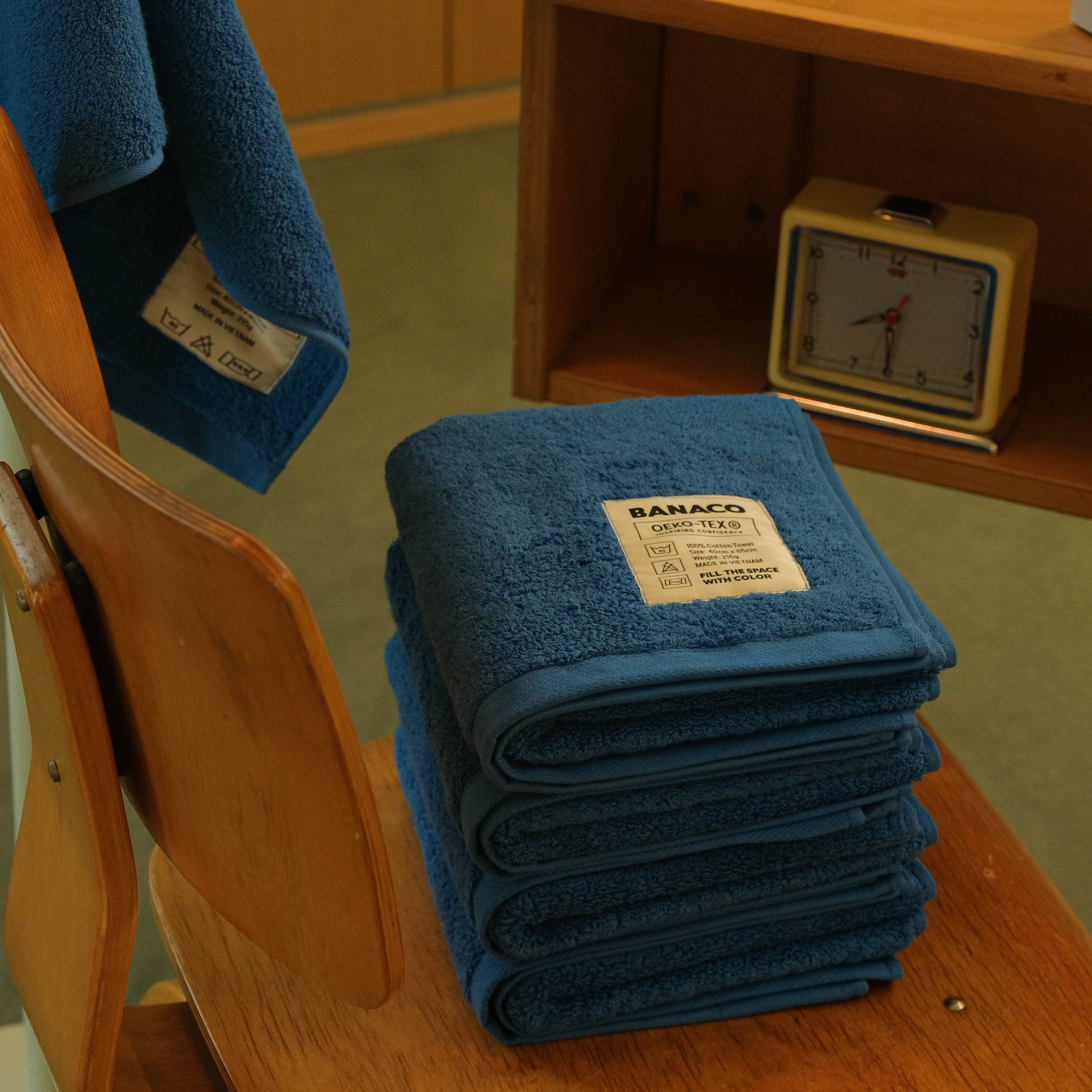 COLOR TOWEL