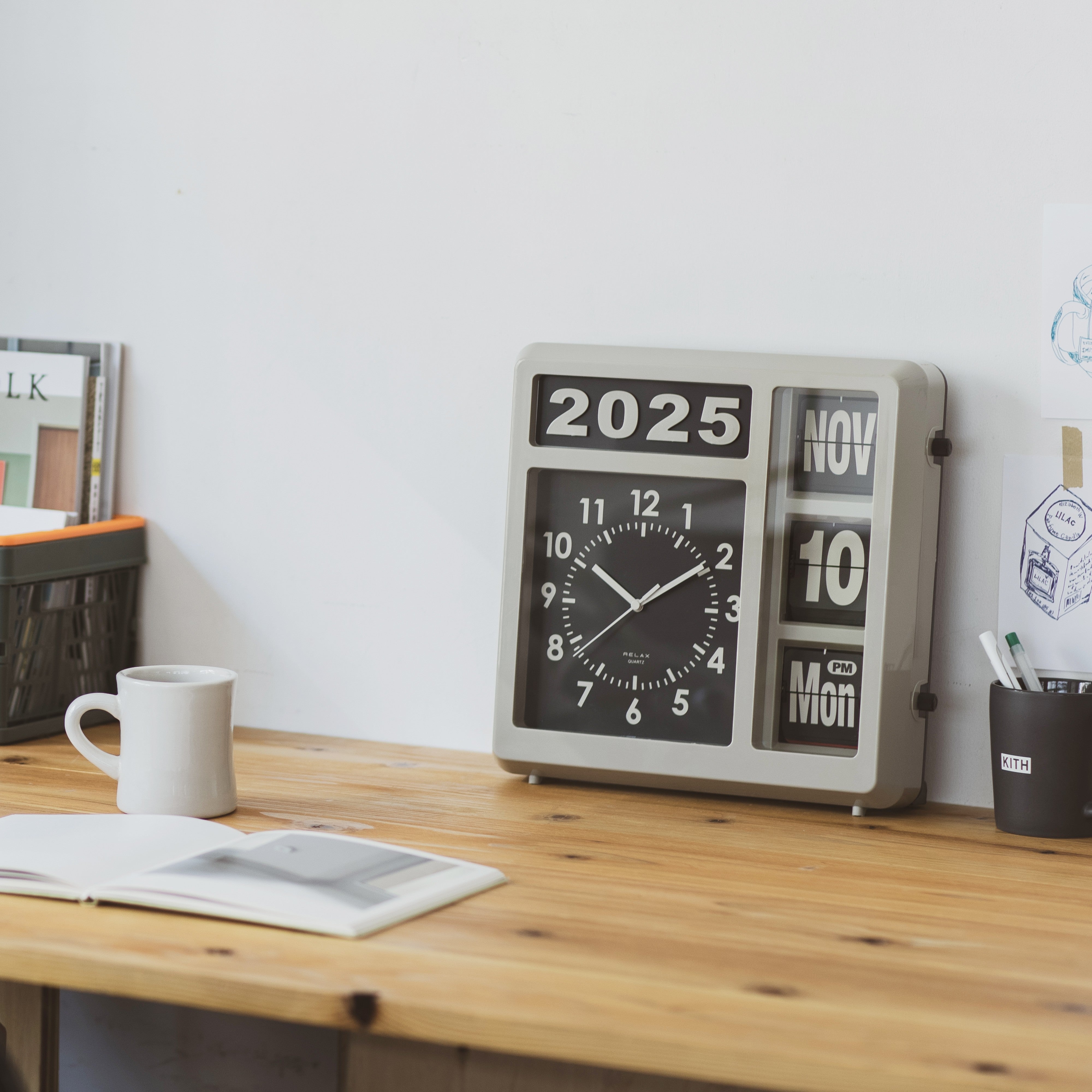 Flip Calendar Clock