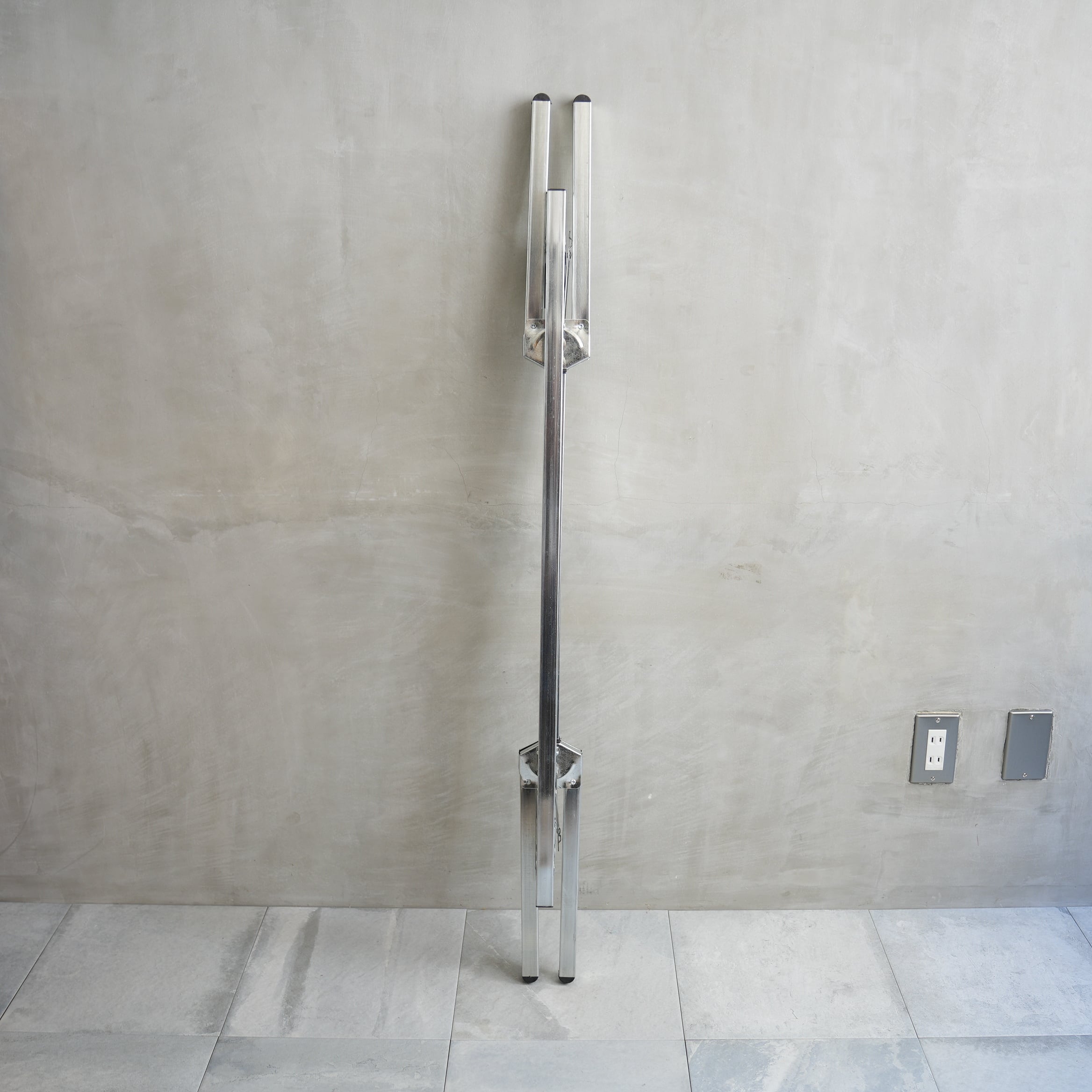 EXHIBITION FOLDABLE HANGER RACK Silver