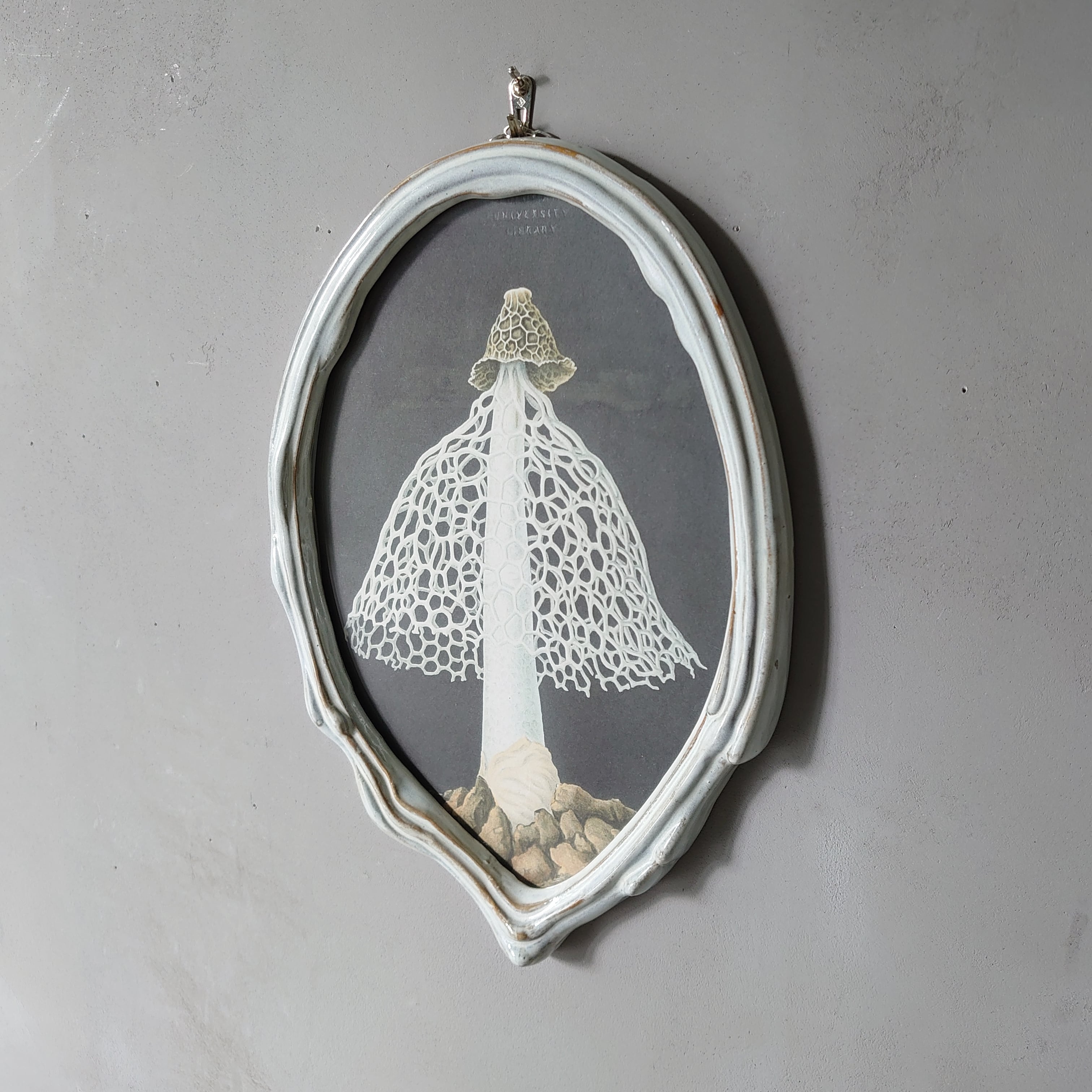 Tear Drop Frame PF-005