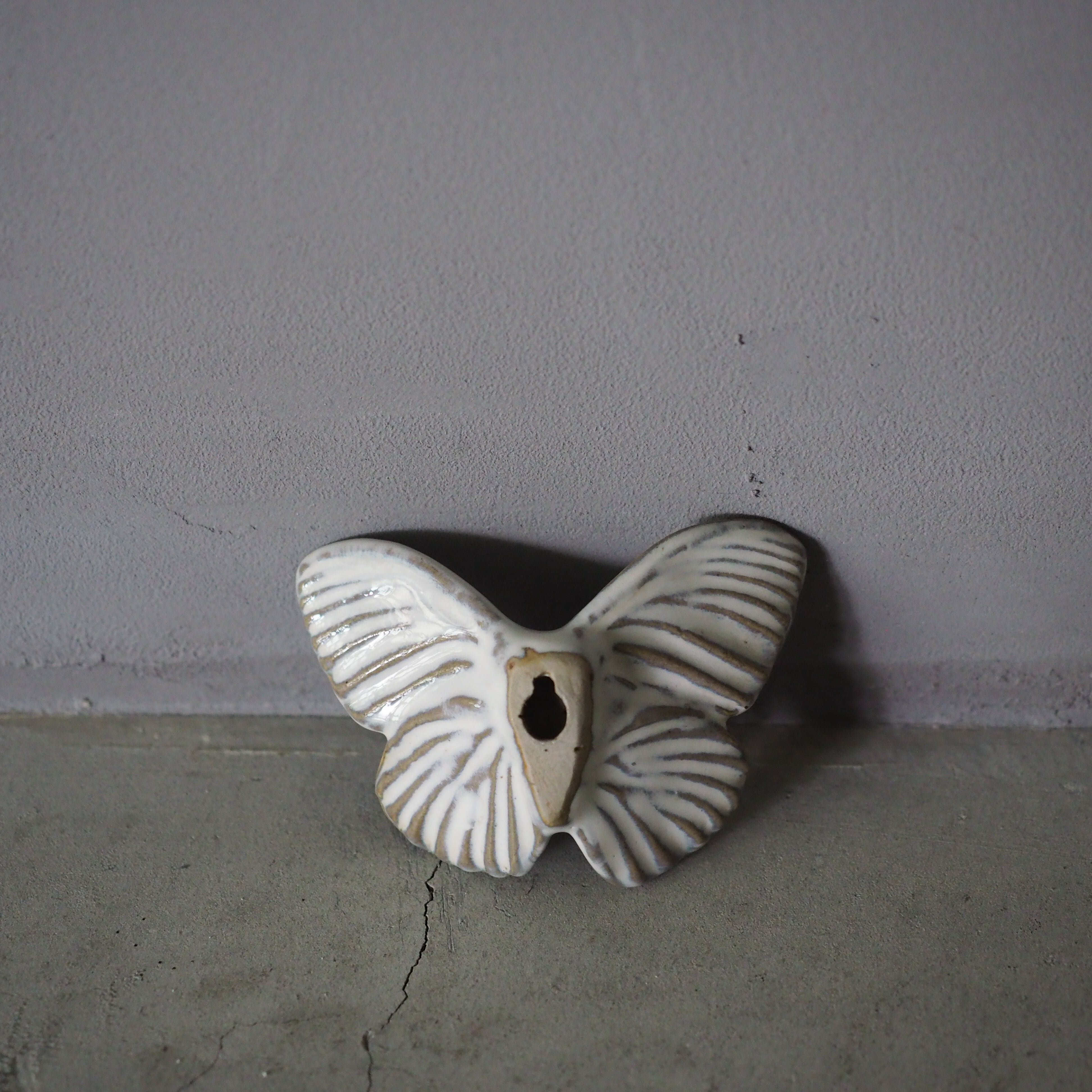 Mini Butterfly I White BF-004-05