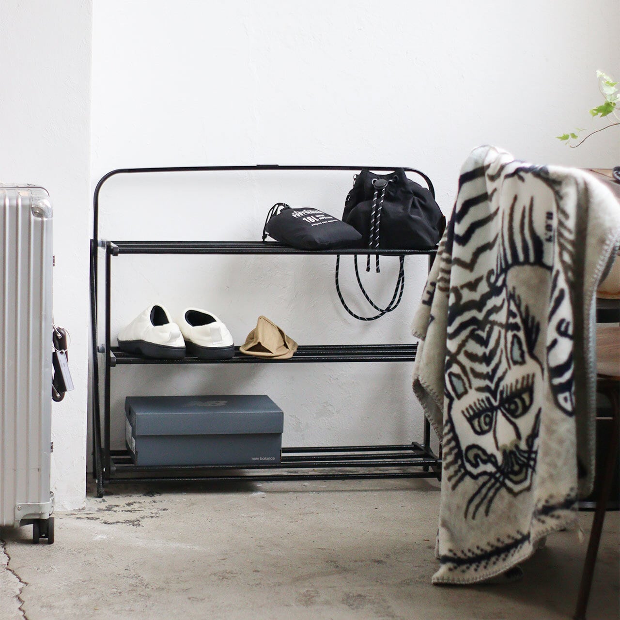 FOLDABLE SHOES RACK HAMMERTONE Black