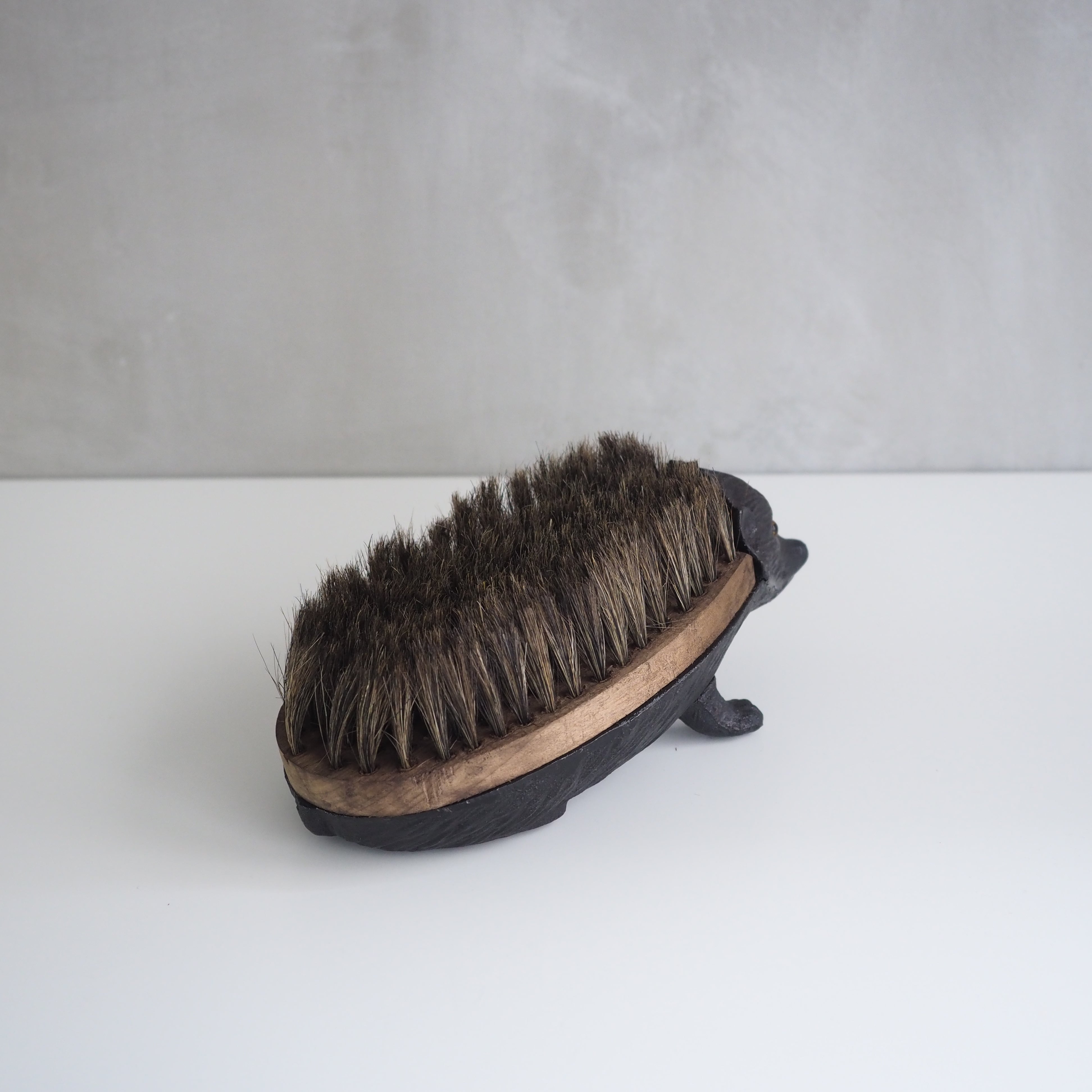 HEDGEHOG FOOT BRUSH