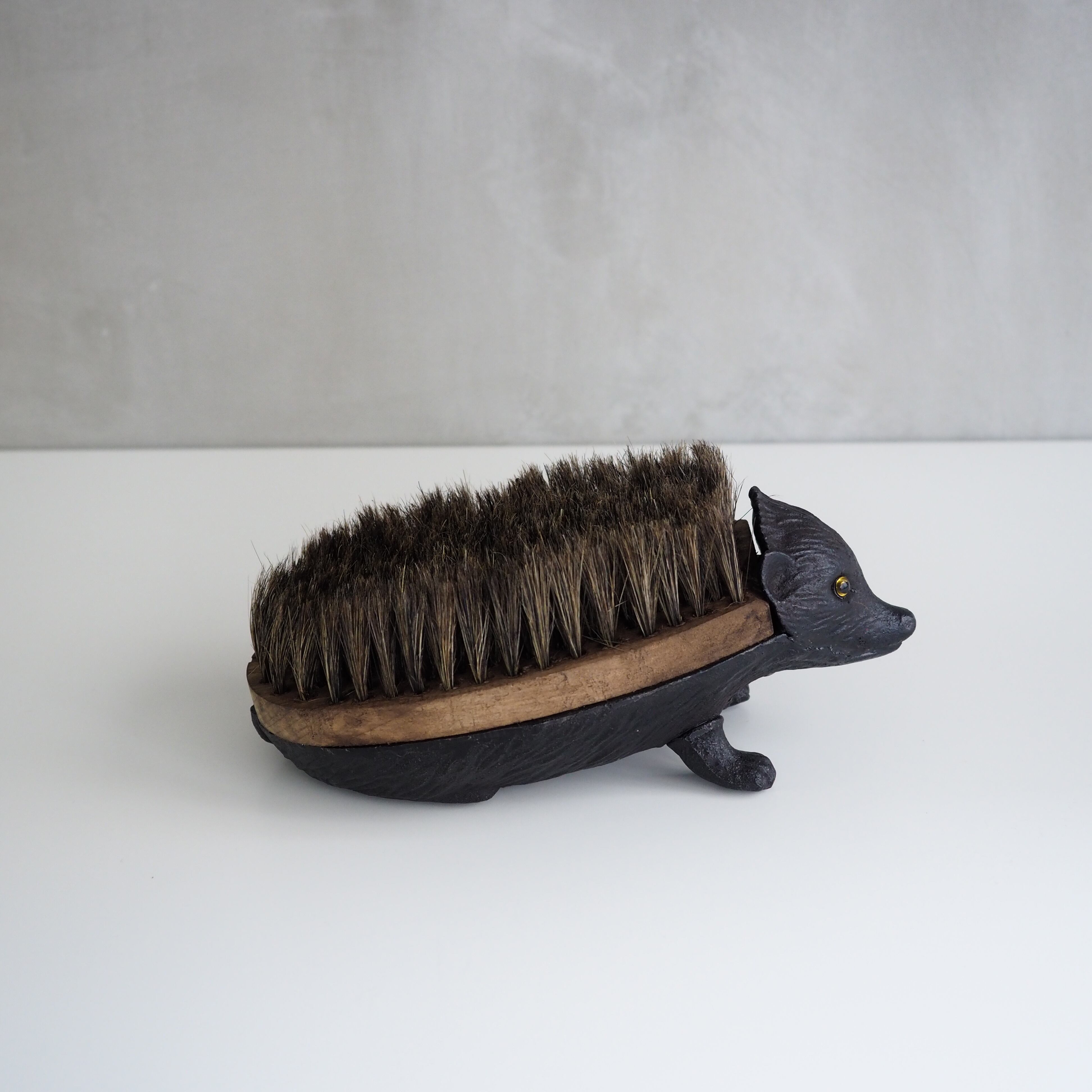 HEDGEHOG FOOT BRUSH