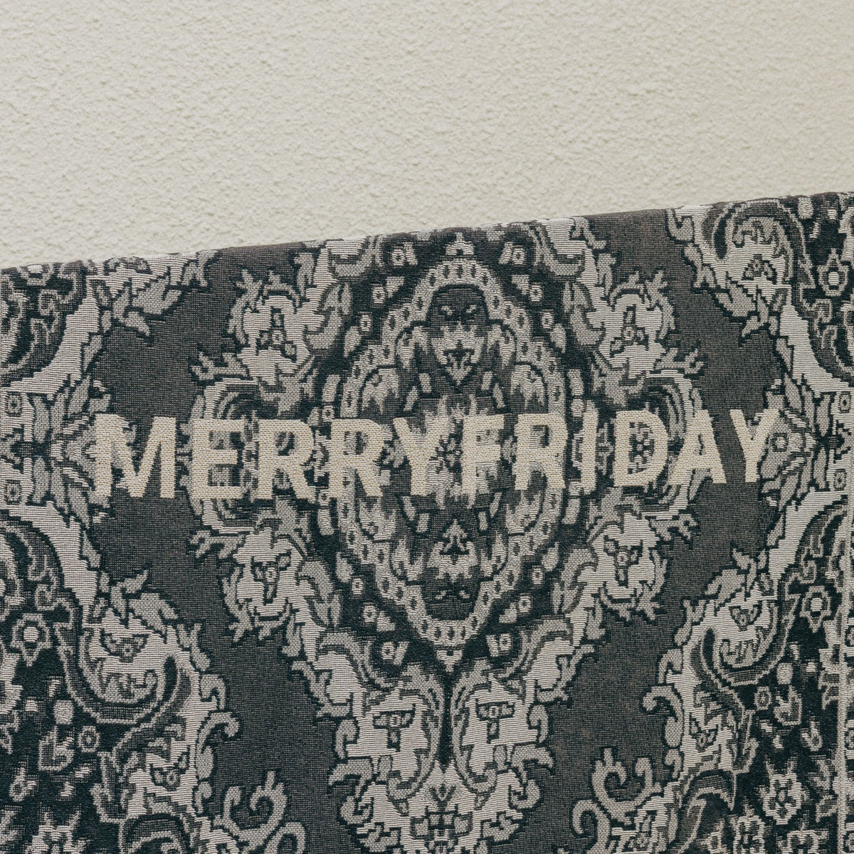 MERRY FRIDAY Persian