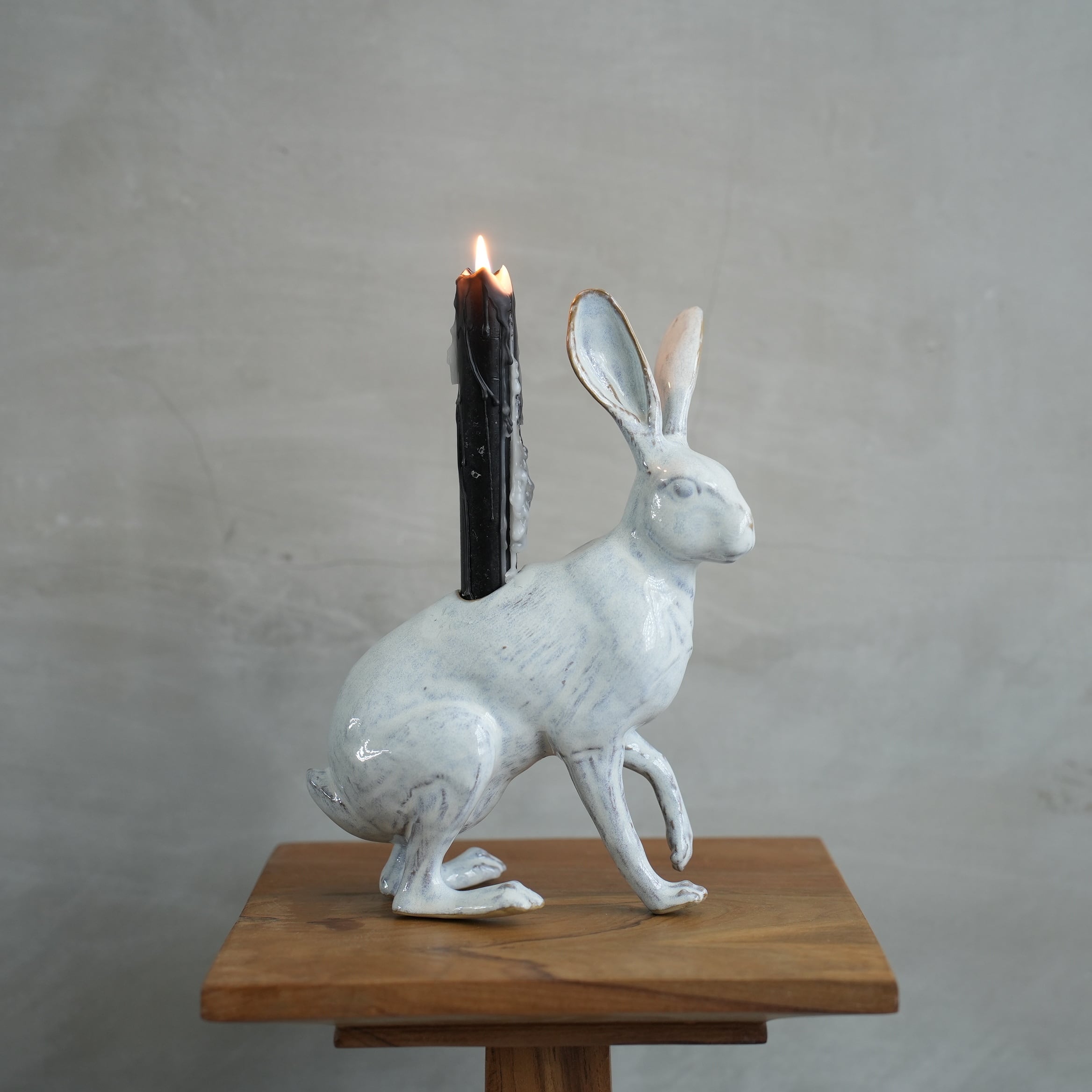 Hare Candleholder PP-022C