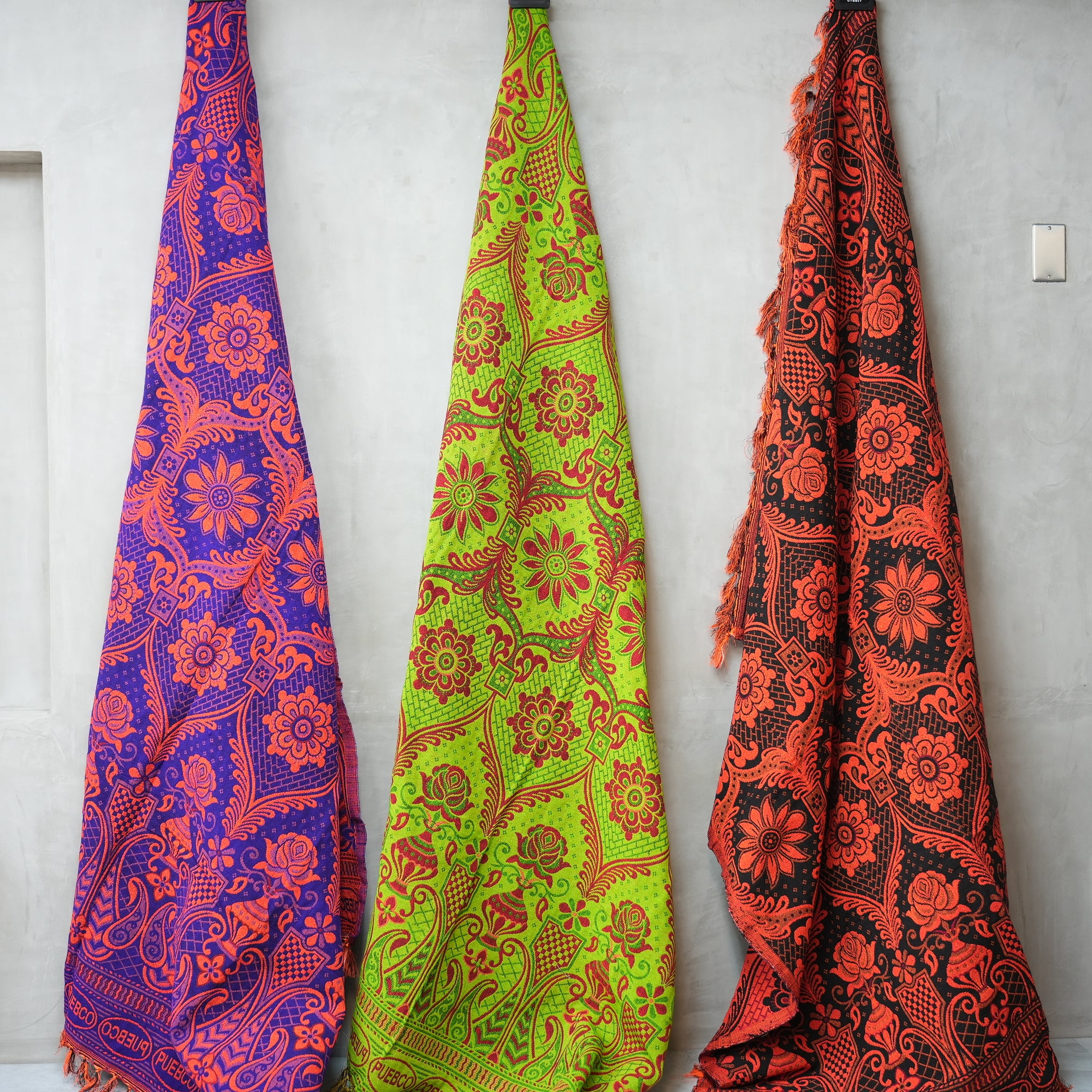 Reversible Jacquard Rug Navy Blue