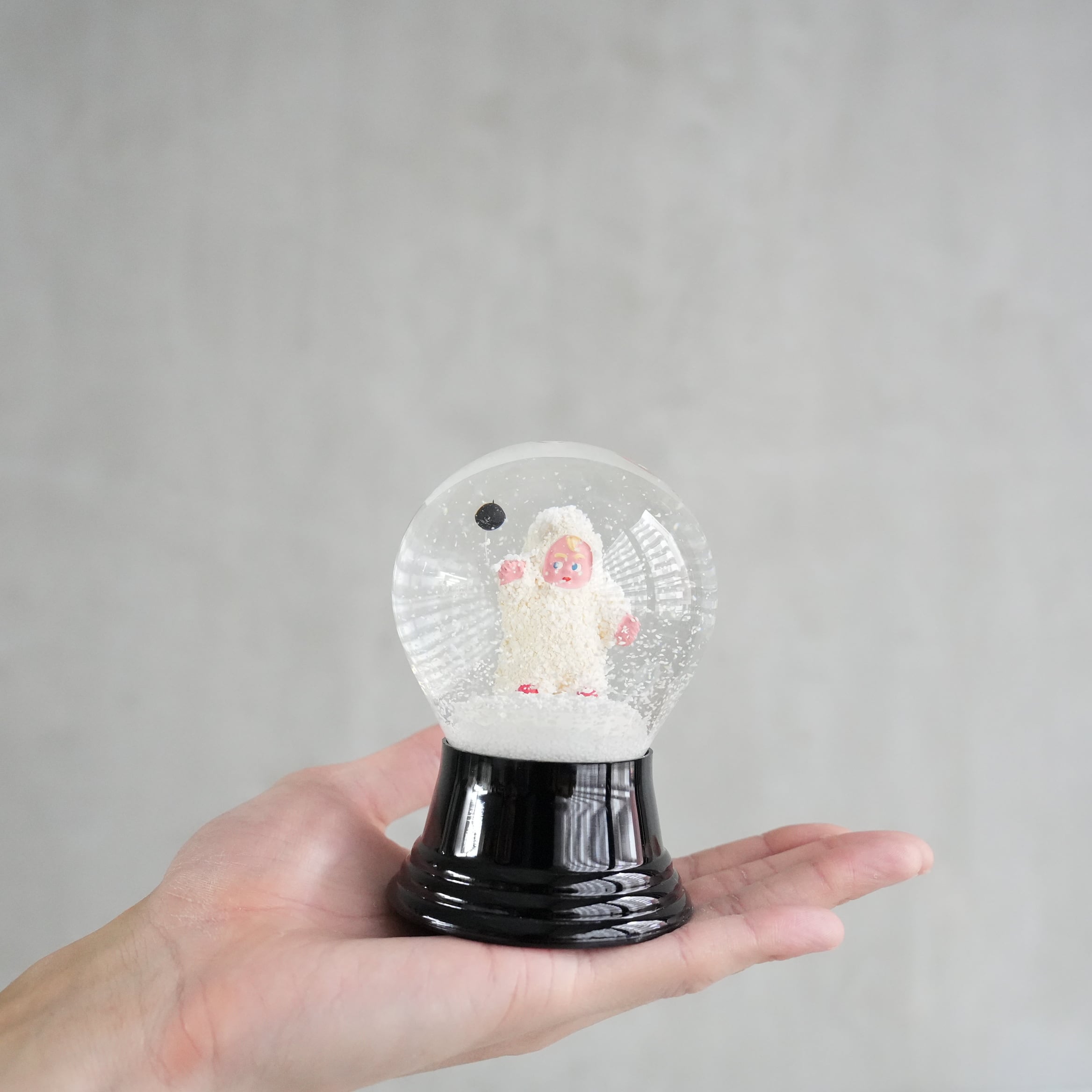 PERZY スノーグローブ 80mm SnowBaby