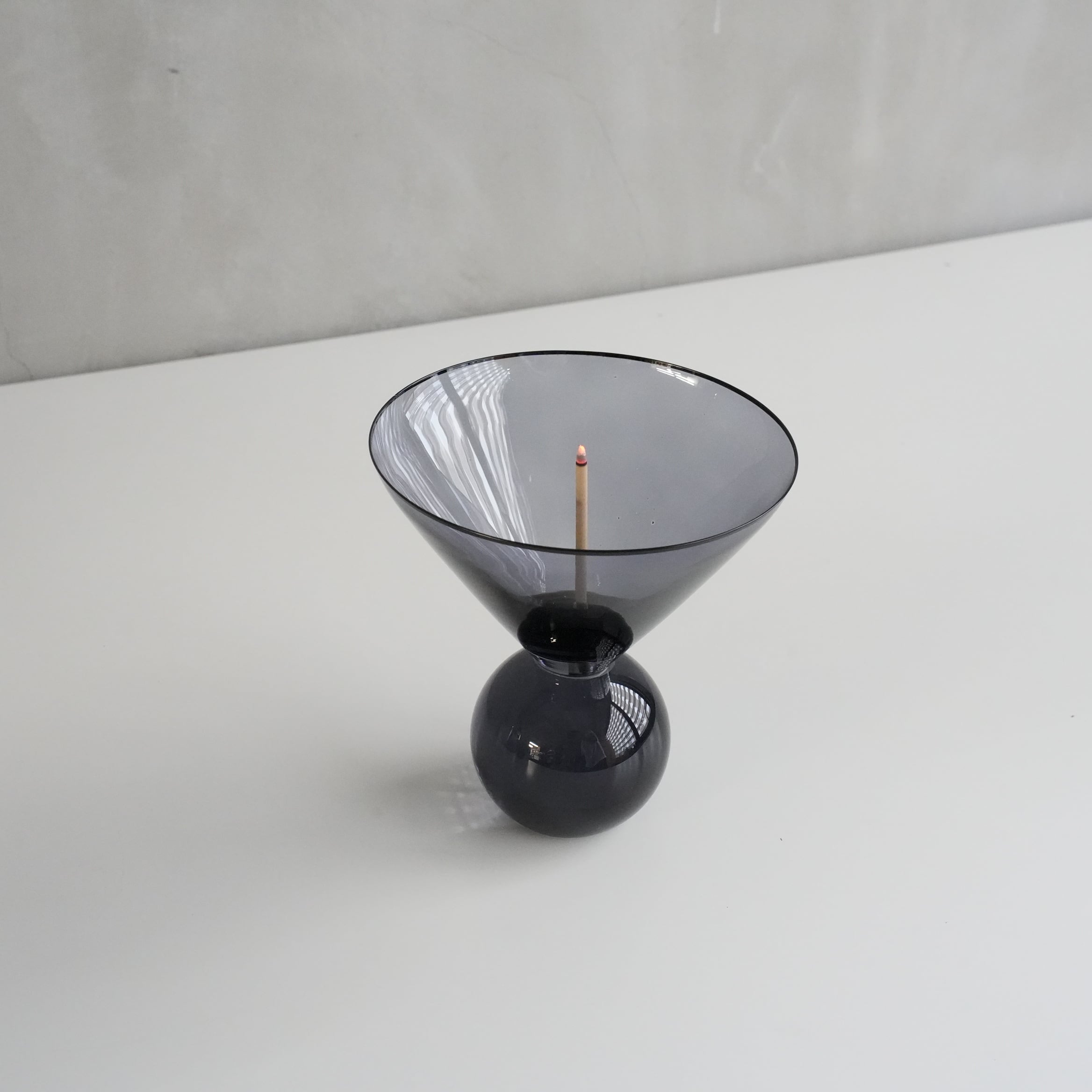 Hazel Alle a te Incense Holder Sphere Oxford