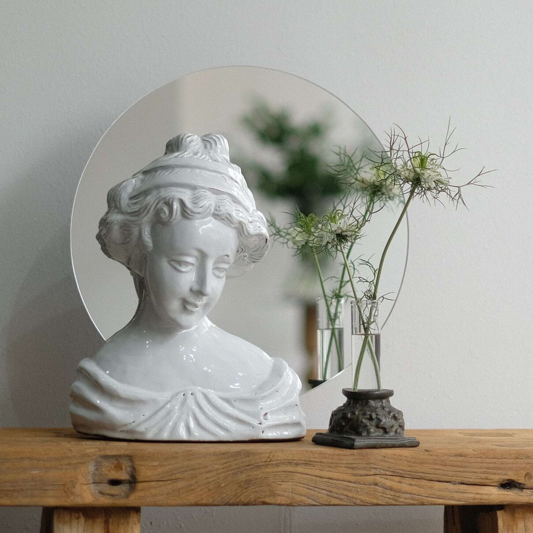 AS POTTERY WOMAN with mirror