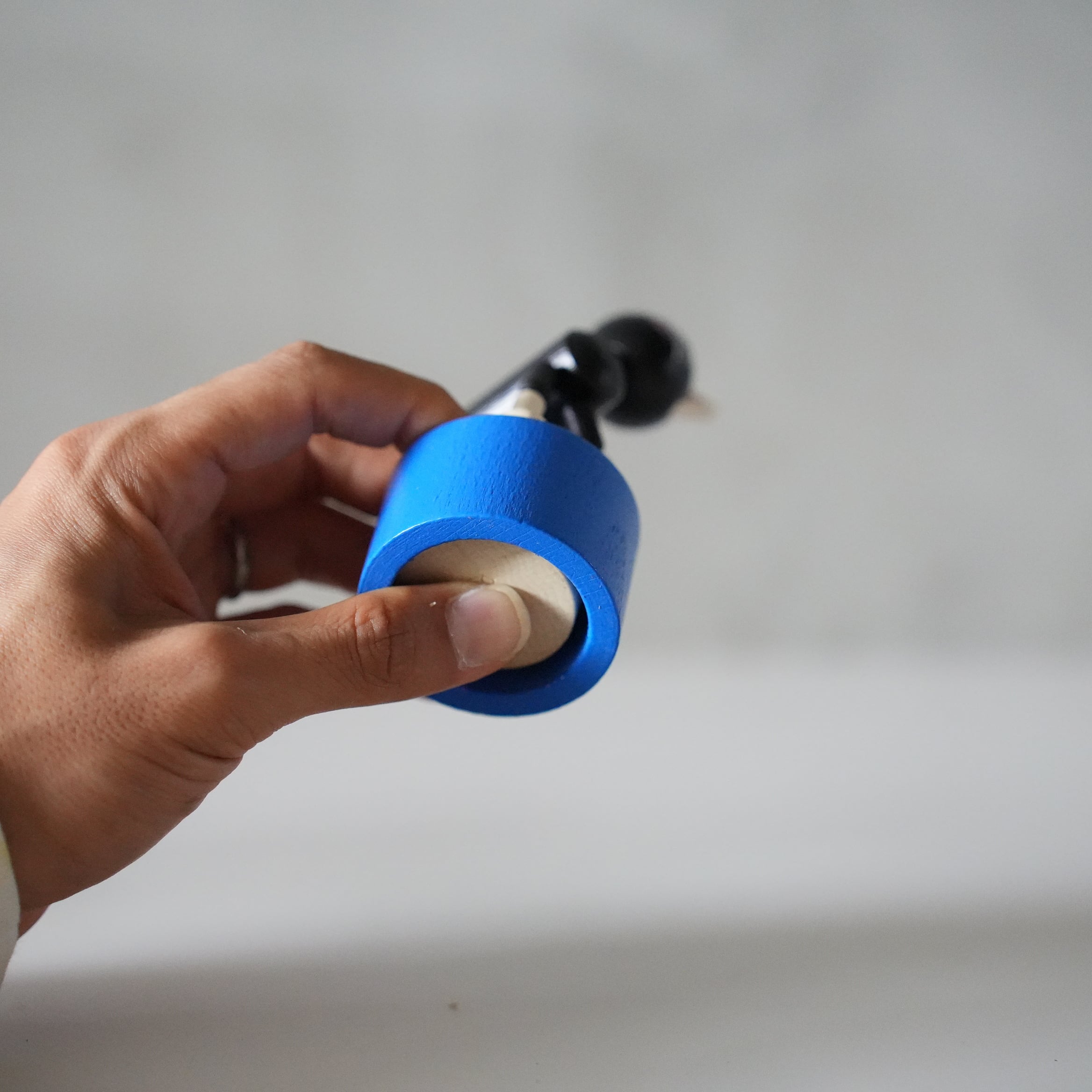 DETOA Wooden Push Up Toy Black Cat