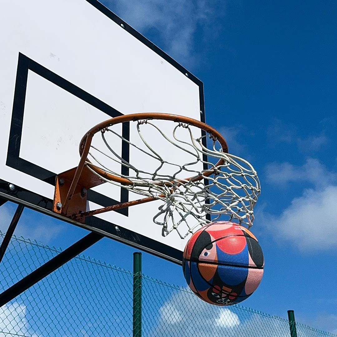 BRUTTO Keep Going Ball