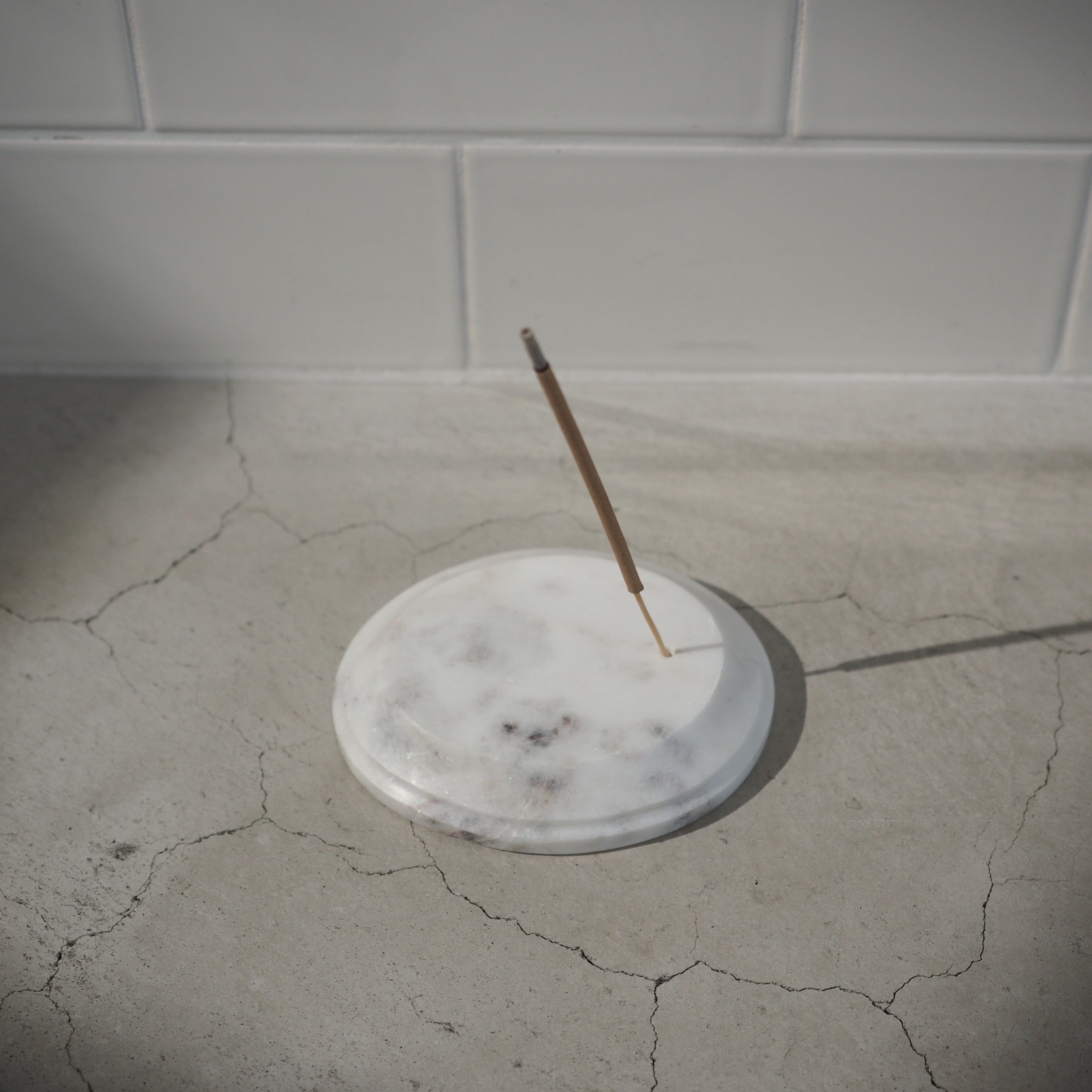 MARBLE INCENSE HOLDER OVAL