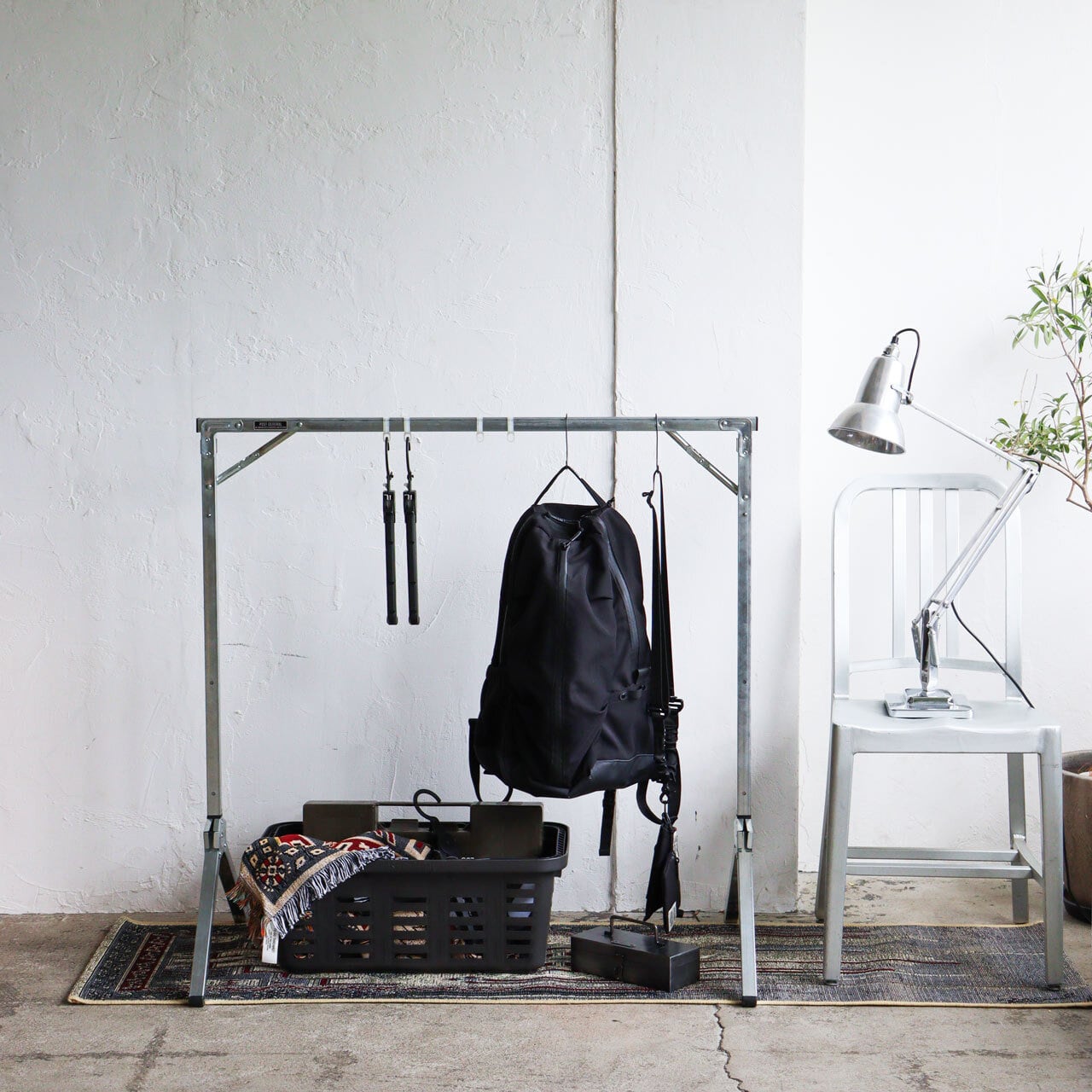 EXHIBITION FOLDABLE HANGER RACK　シルバー