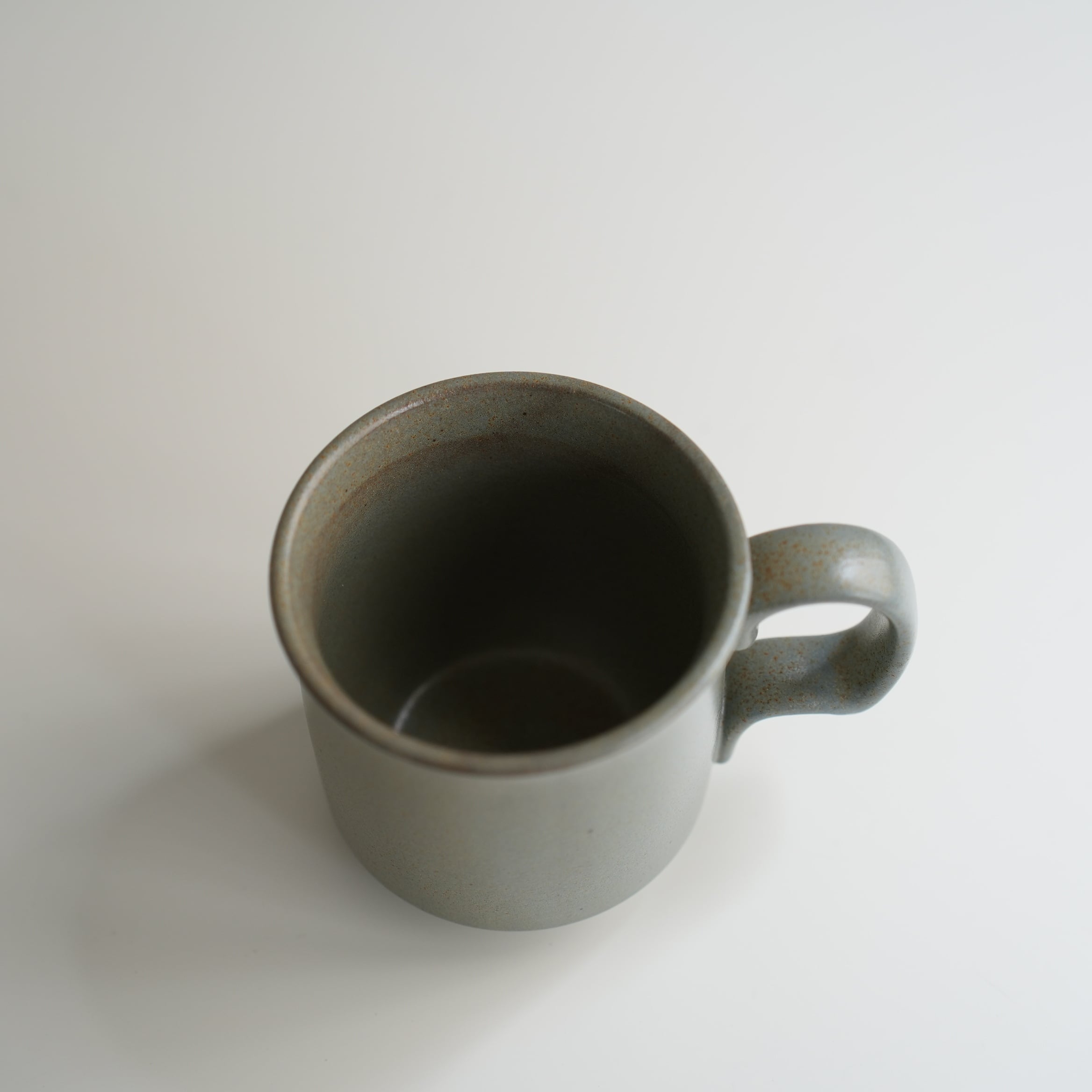 Ancient Pottery Mug　Gray