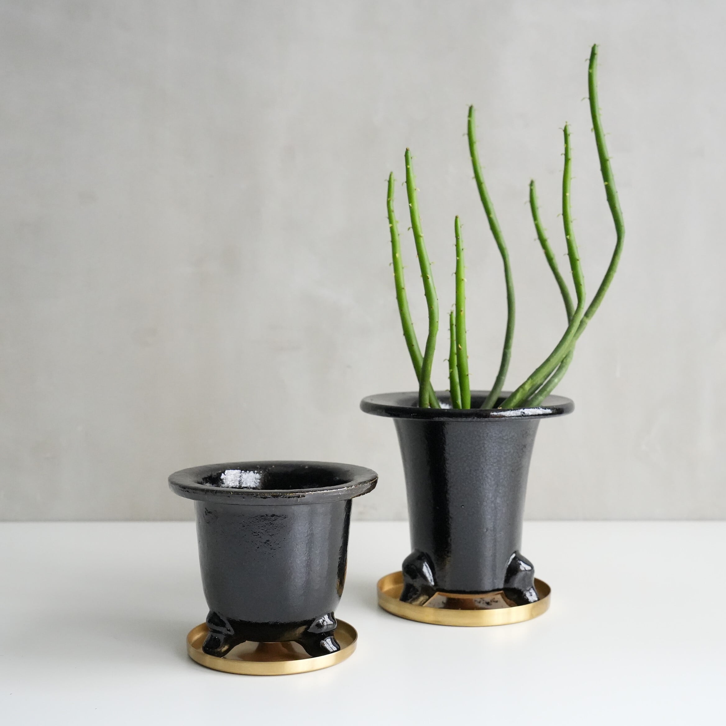 RAKU PLANTER  O-85