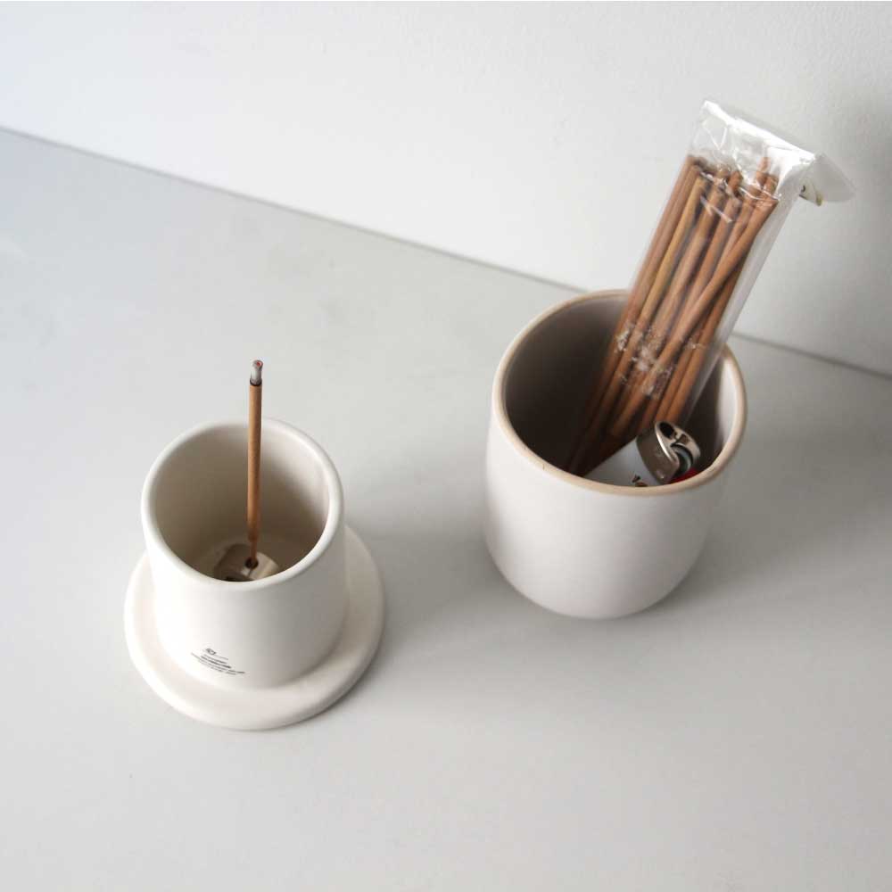 Porcelain Ash-Pot